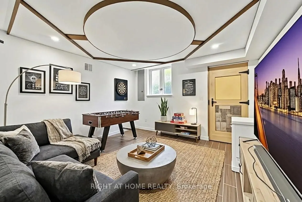 12 Sudbury Street #2608
