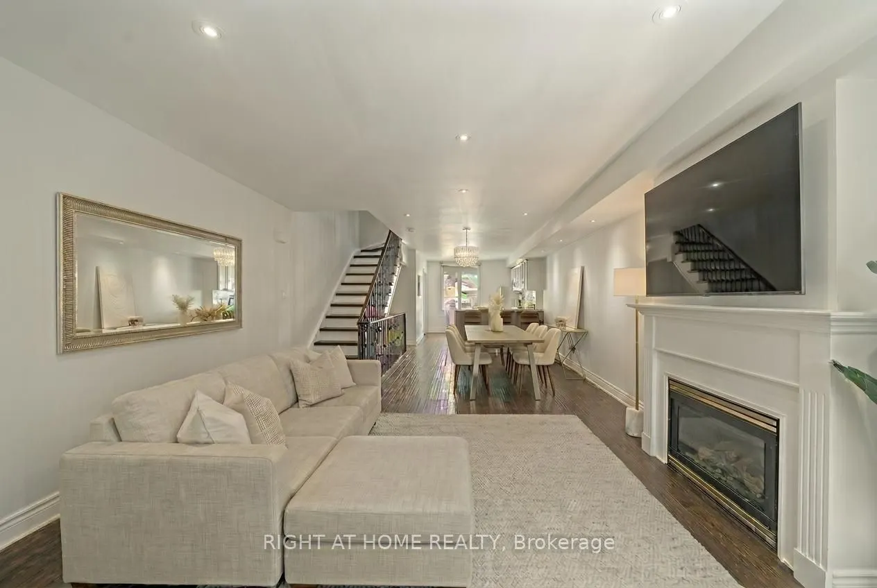 12 Sudbury Street #2608