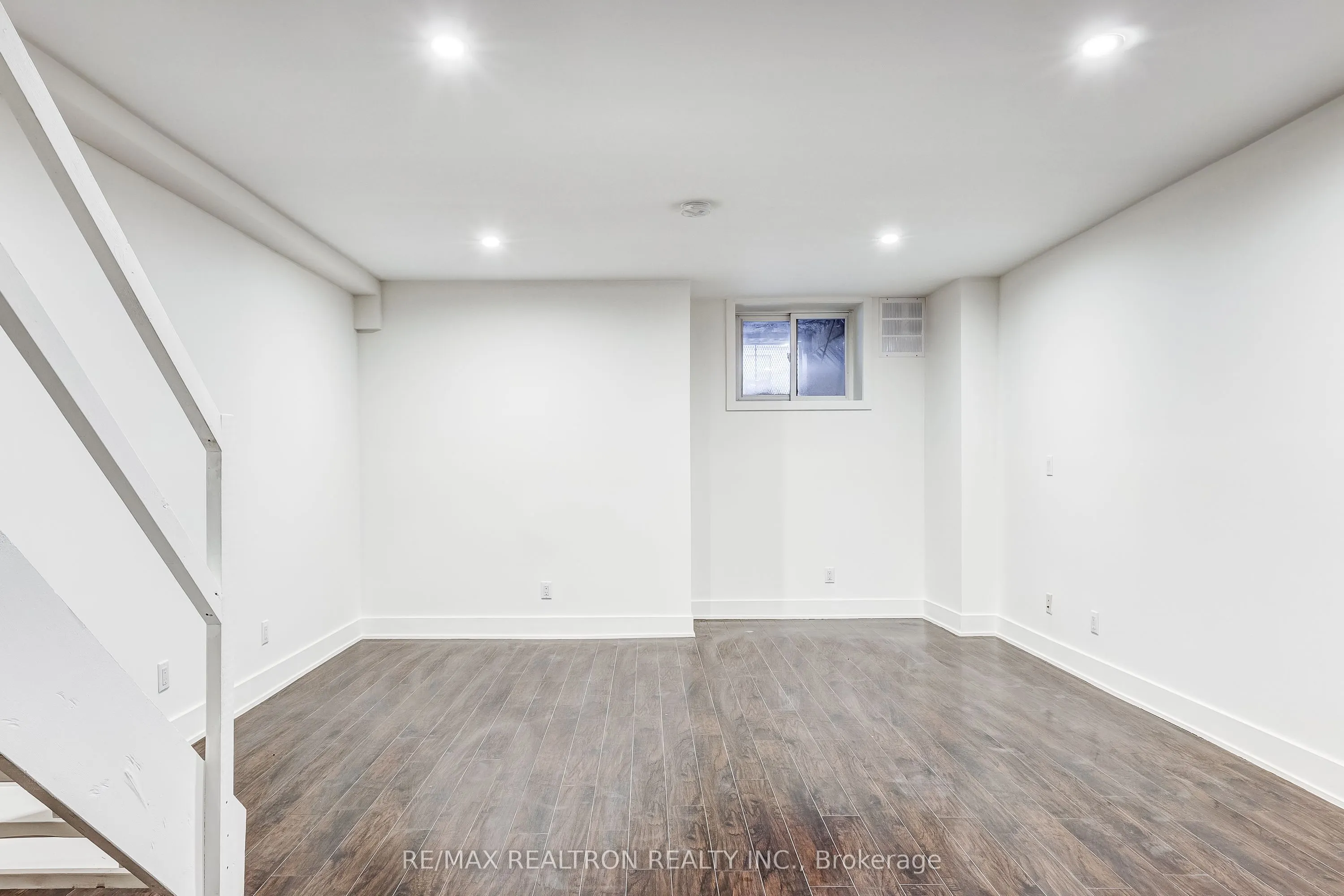 588 Ossington Avenue