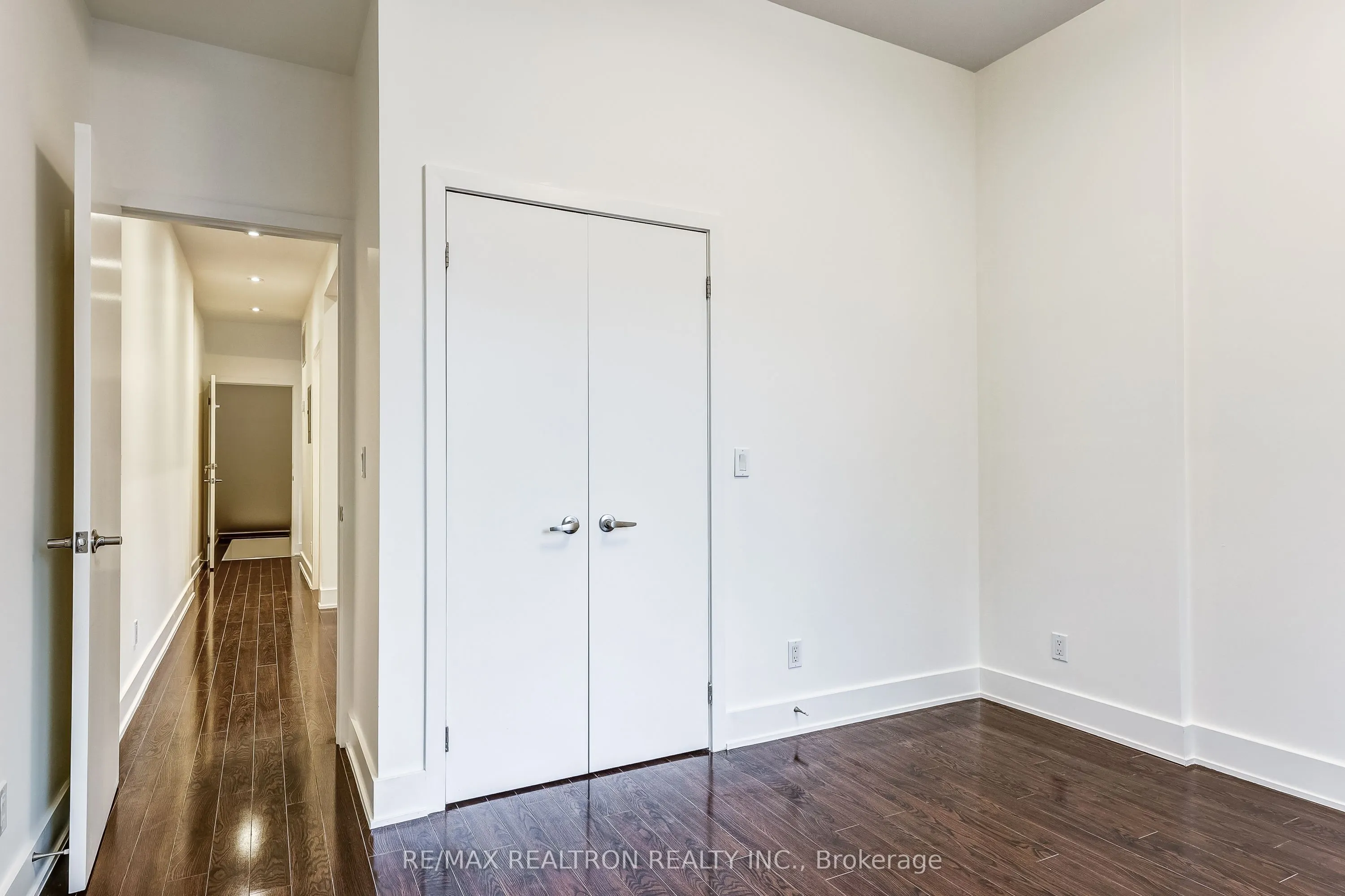 588 Ossington Avenue