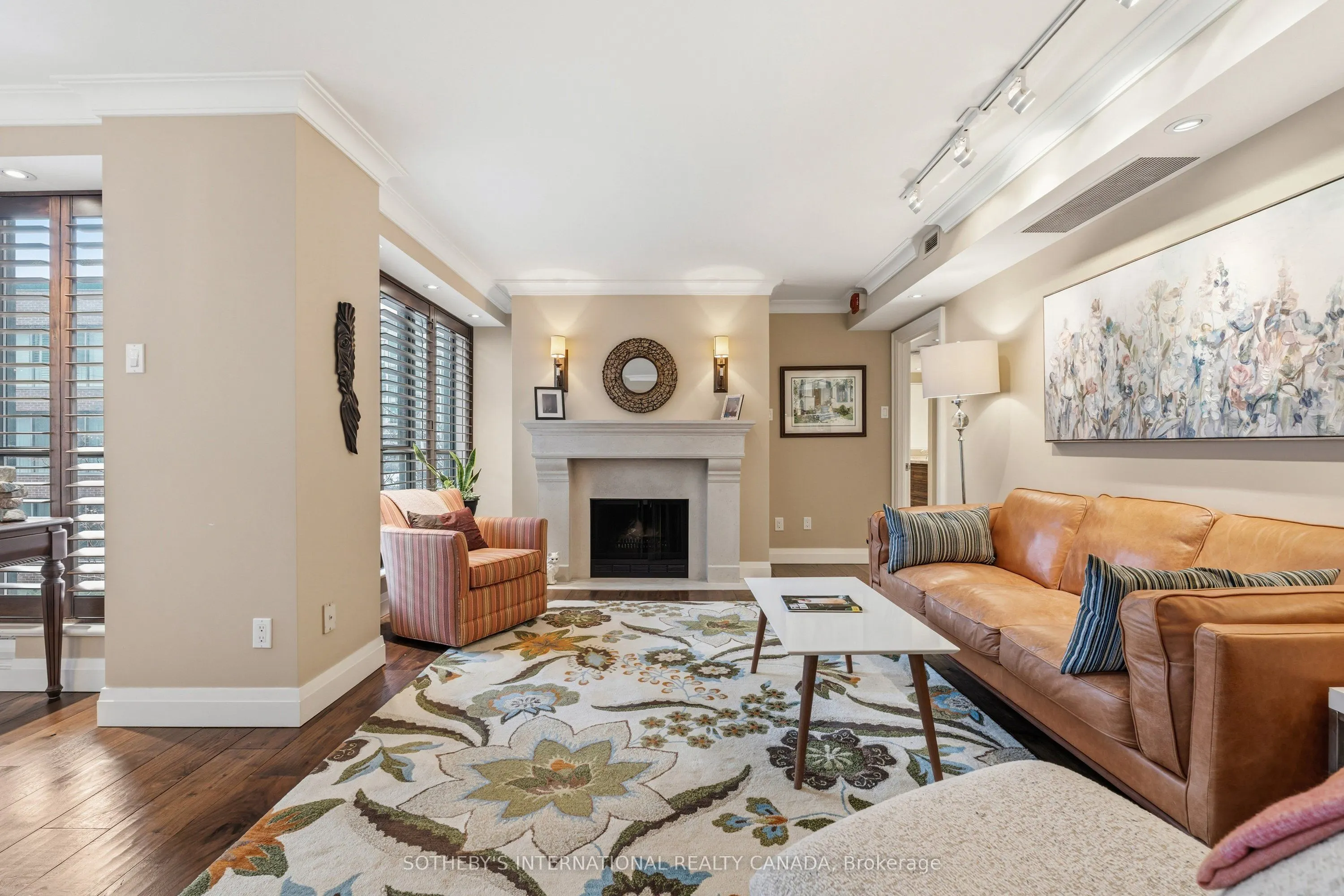 164 Cumberland Street #608