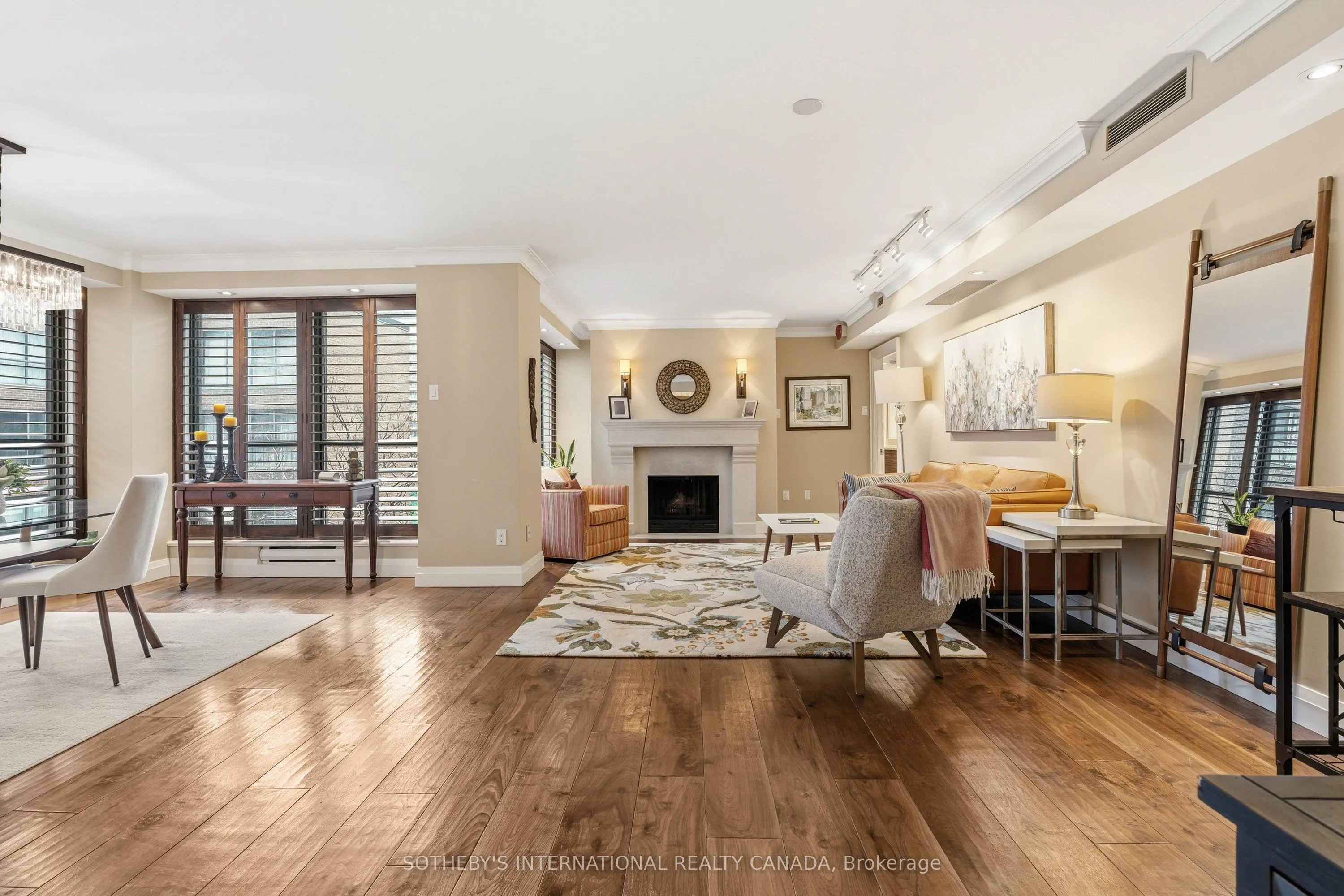 164 Cumberland Street #608
