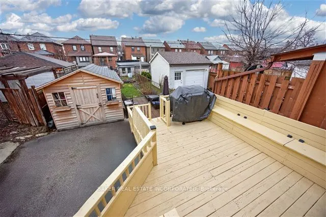 1867 Dufferin Street