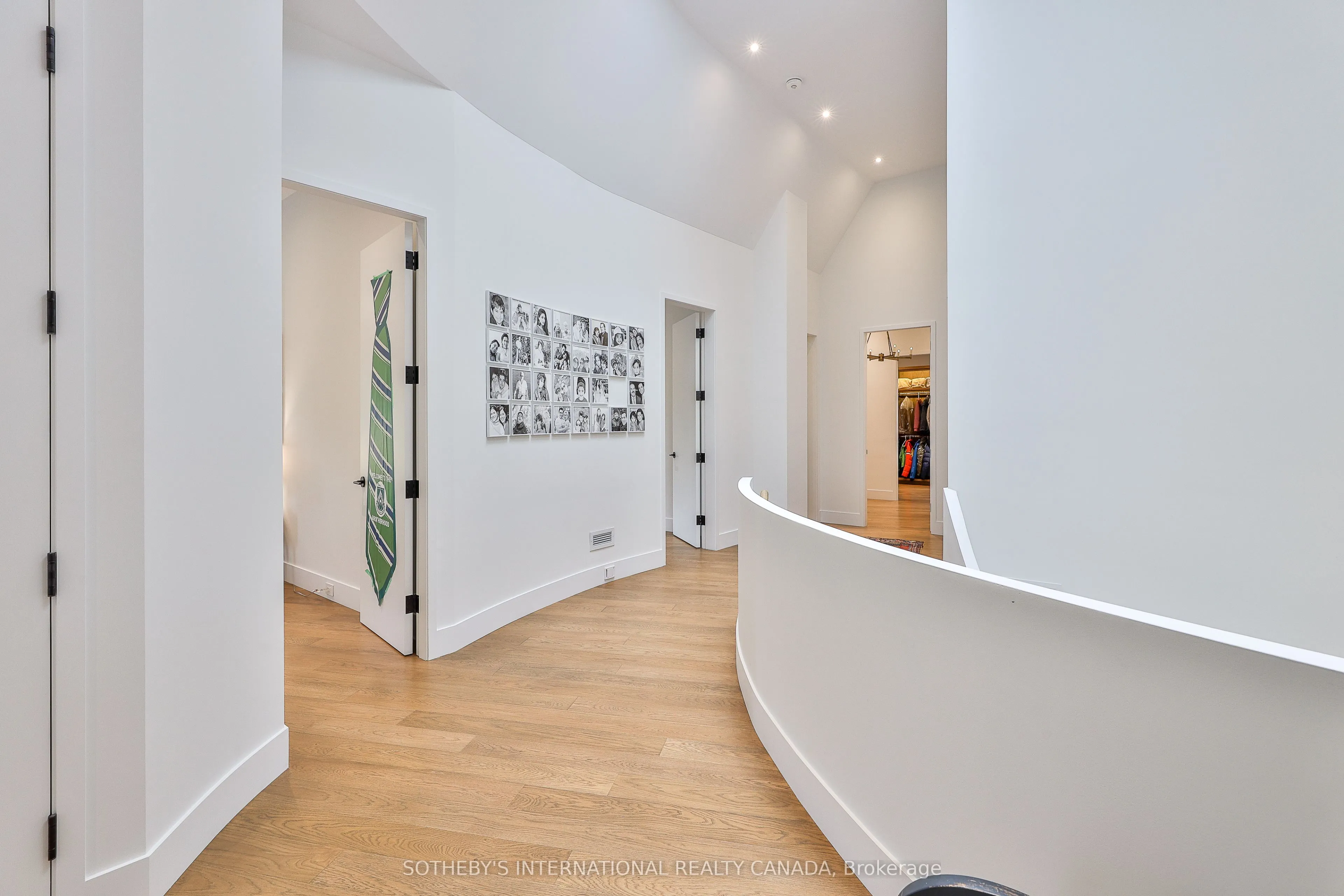 108 Stratford Crescent