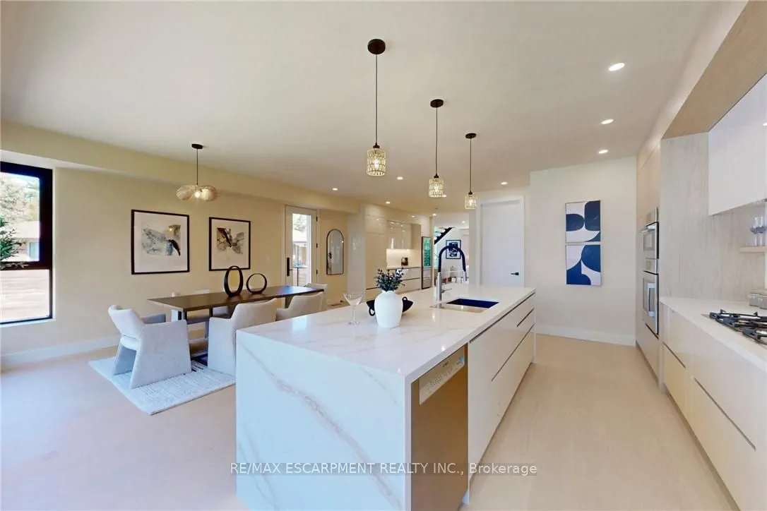 28 Dunsmore Gardens