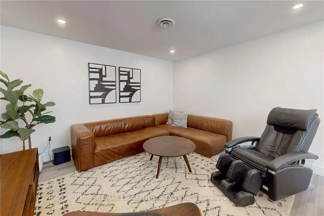 28 Dunsmore Gardens