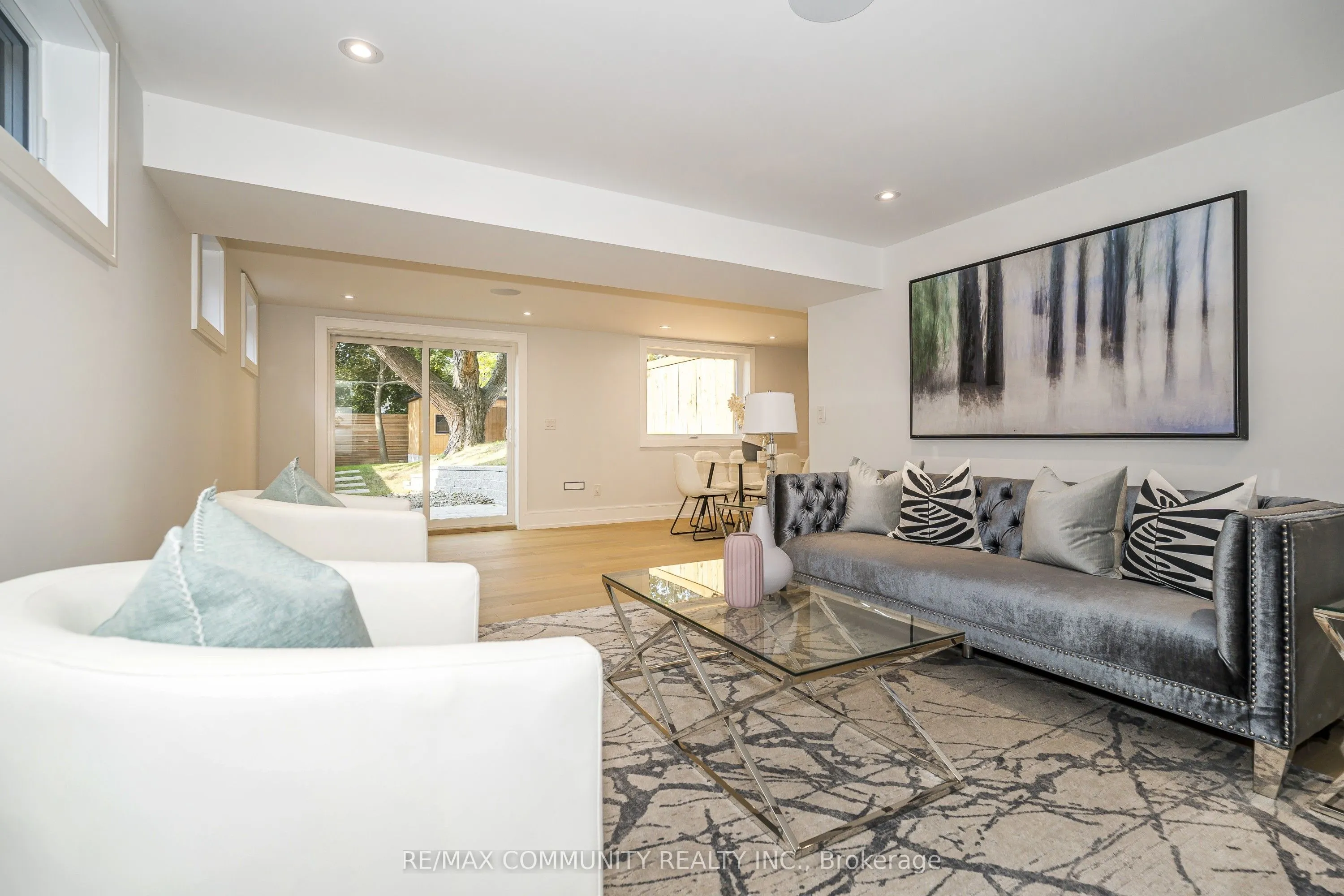 30 Kellythorne Drive