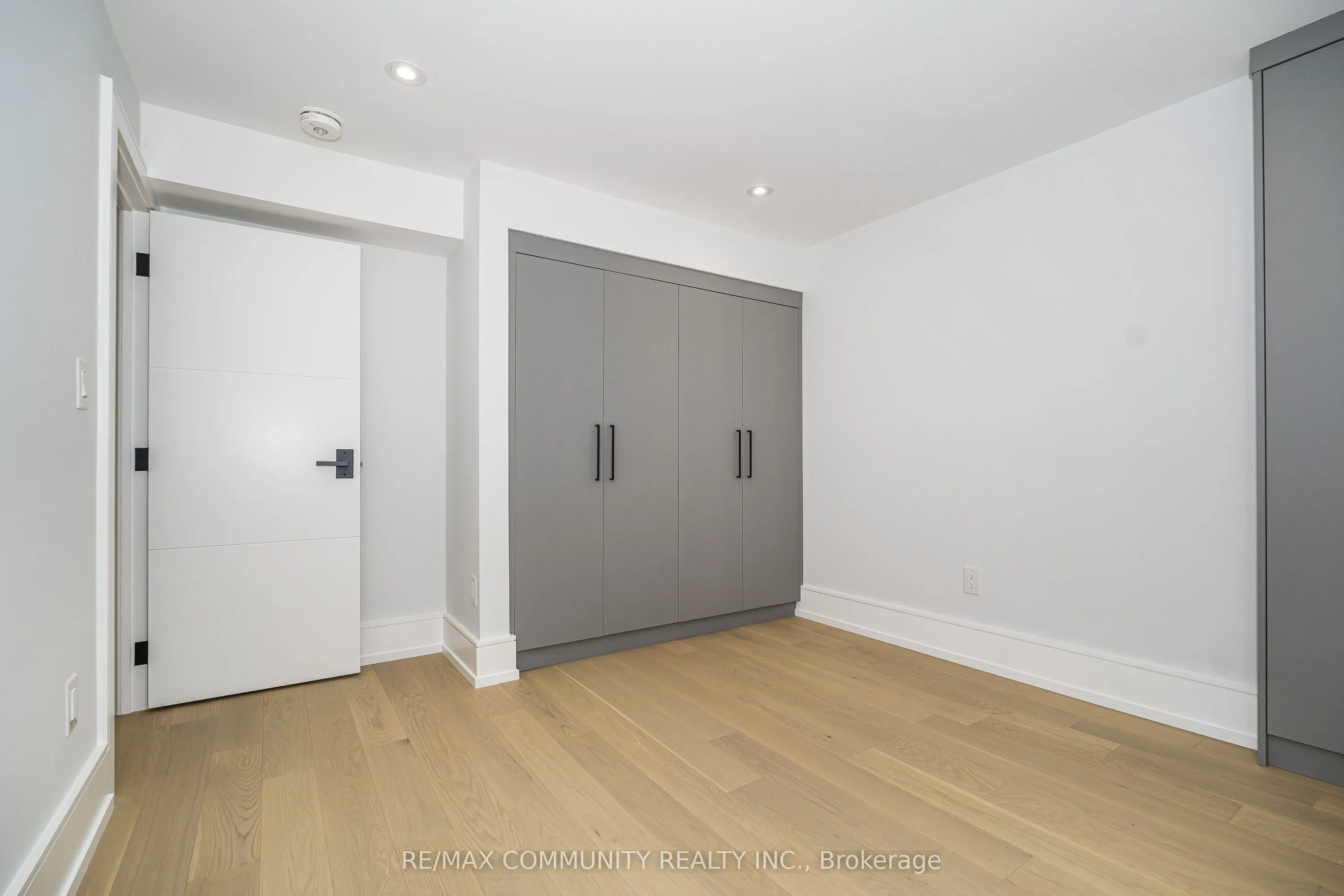 30 Kellythorne Drive