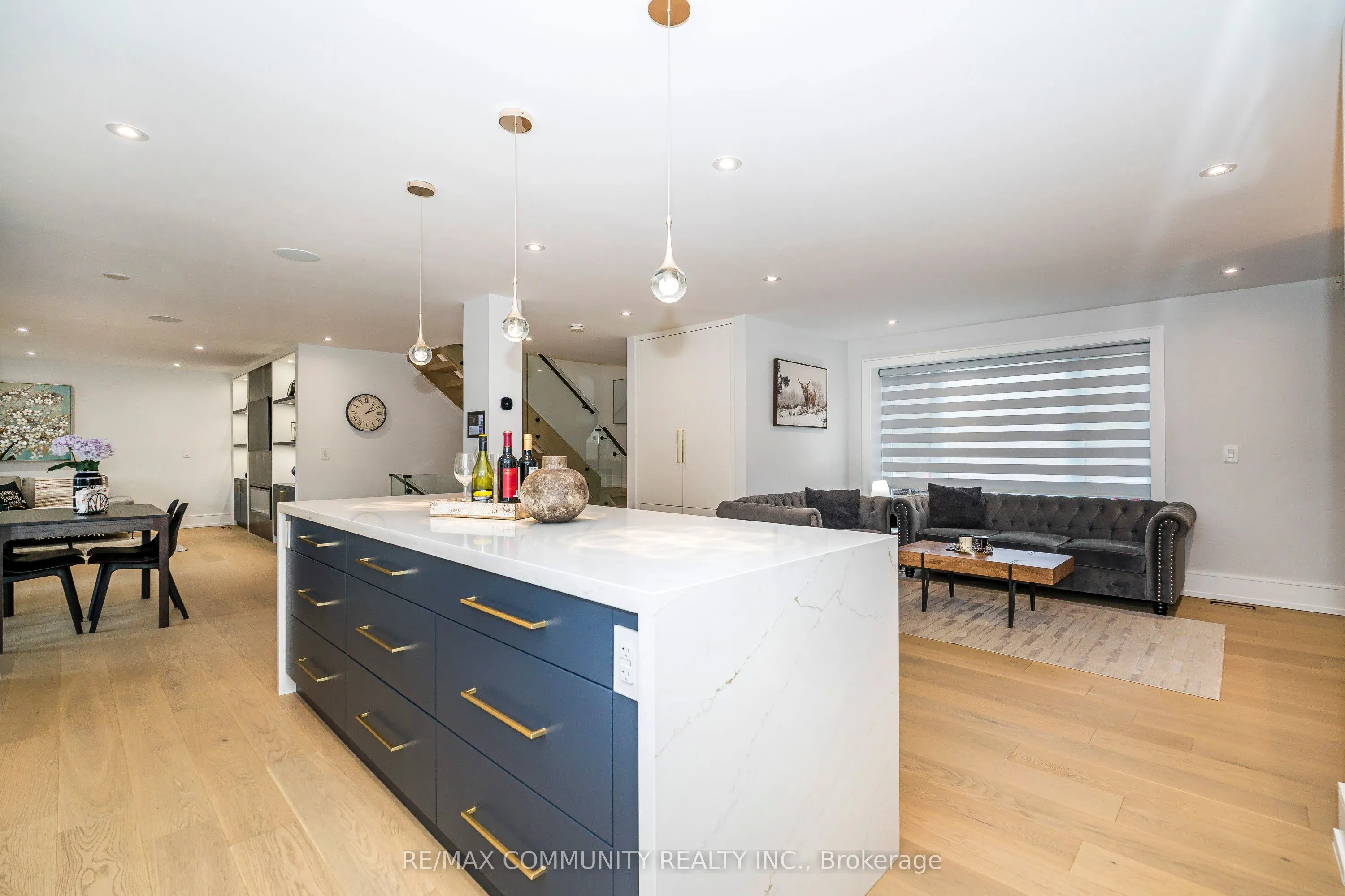30 Kellythorne Drive