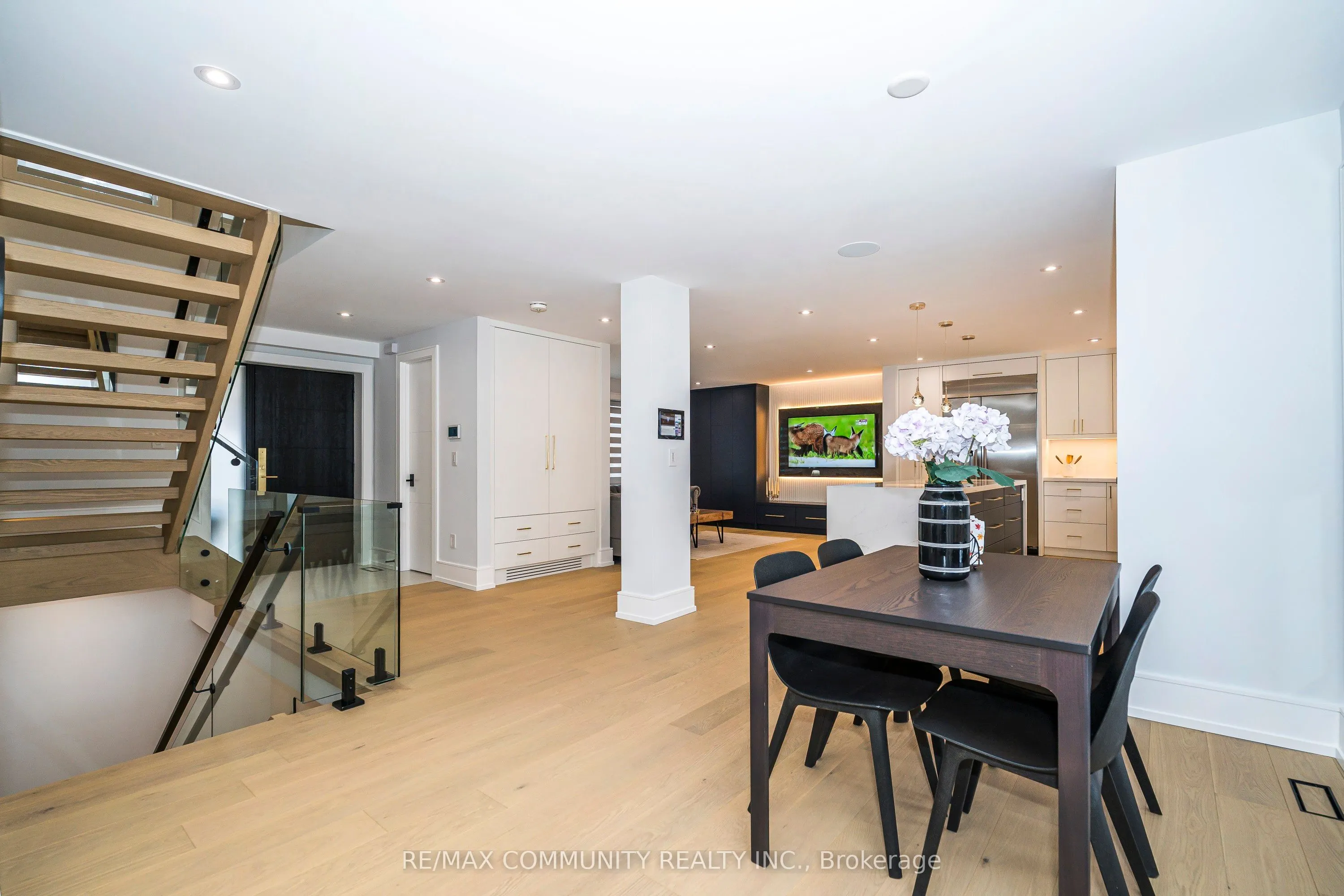 30 Kellythorne Drive
