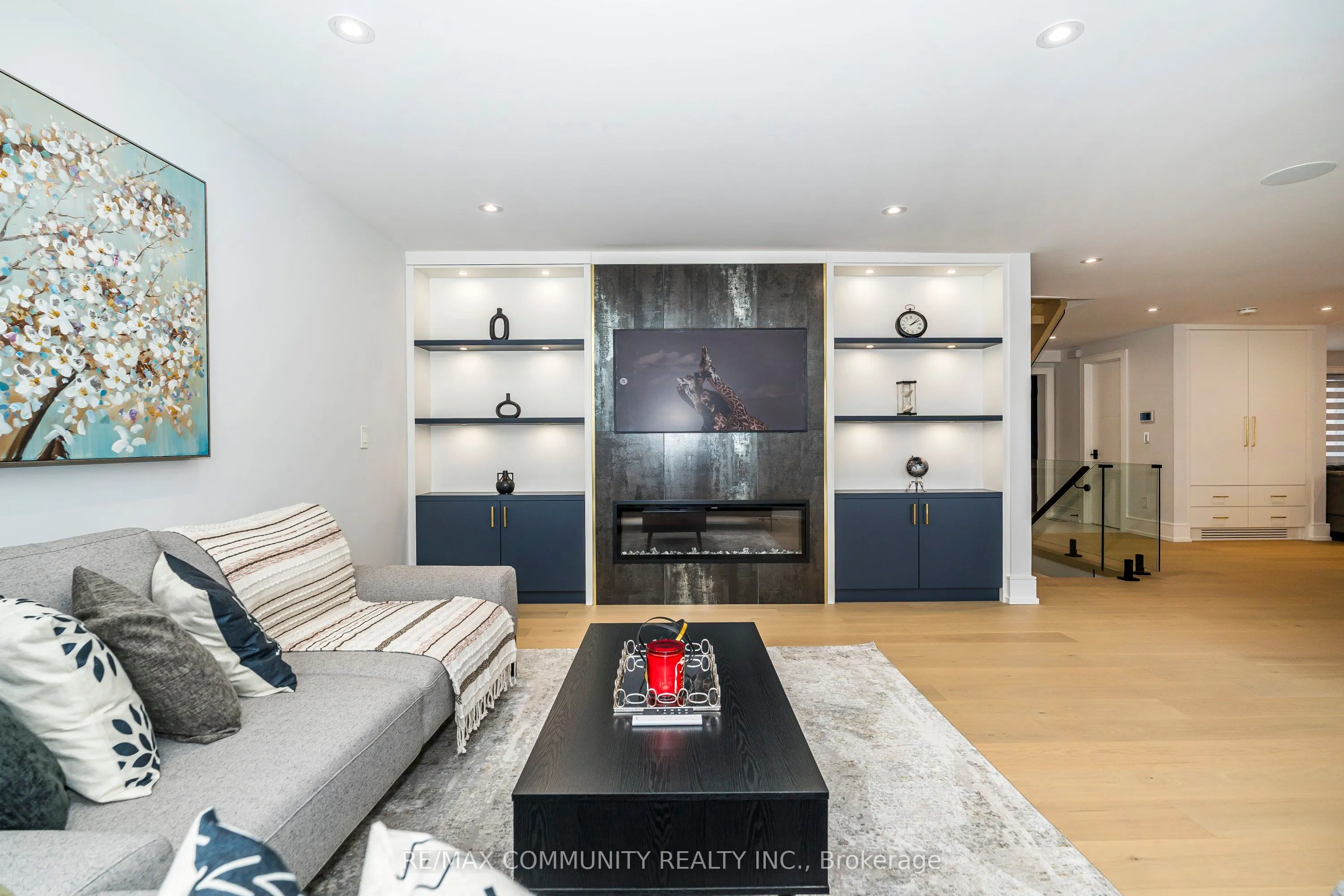 30 Kellythorne Drive