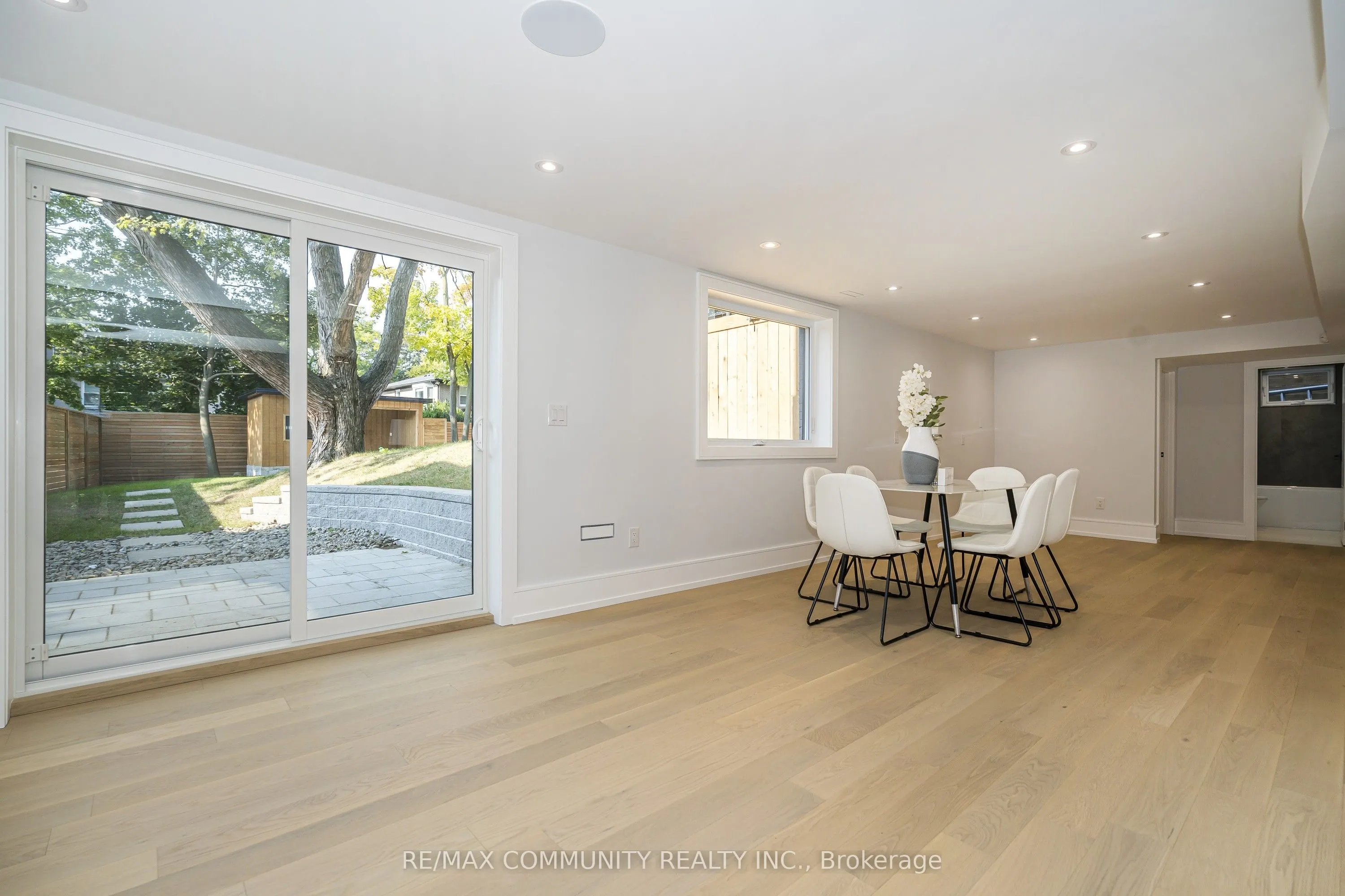 30 Kellythorne Drive