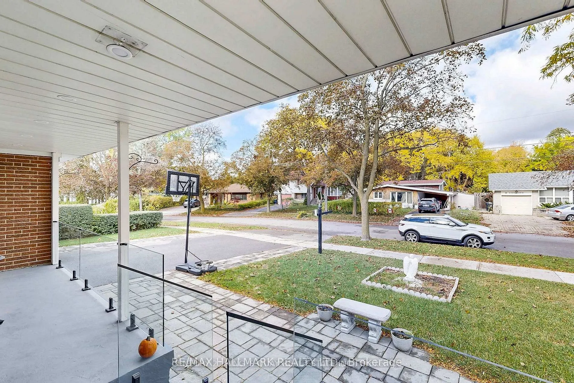 55 Lesgay Crescent