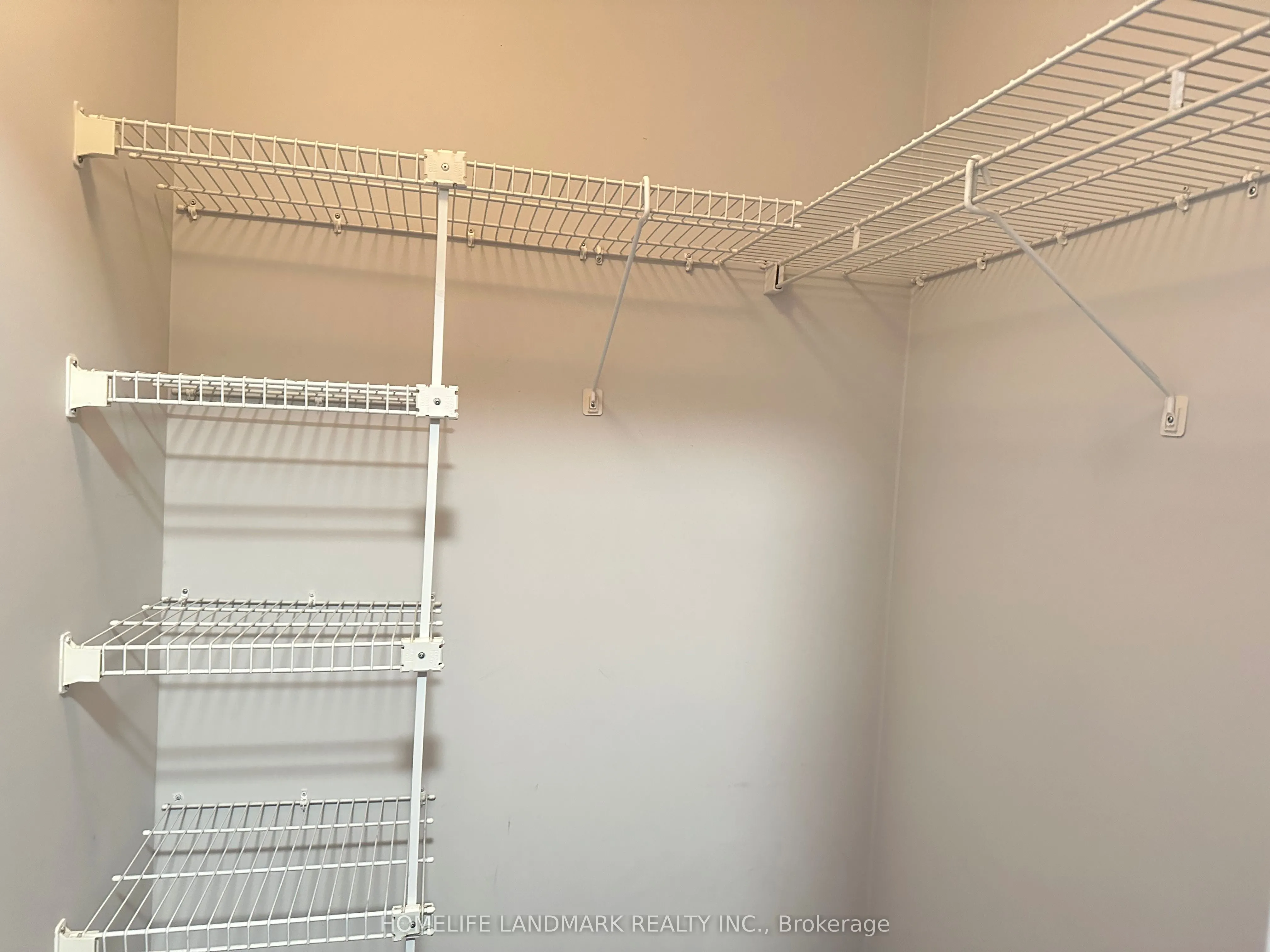 238 Doris Avenue #1011