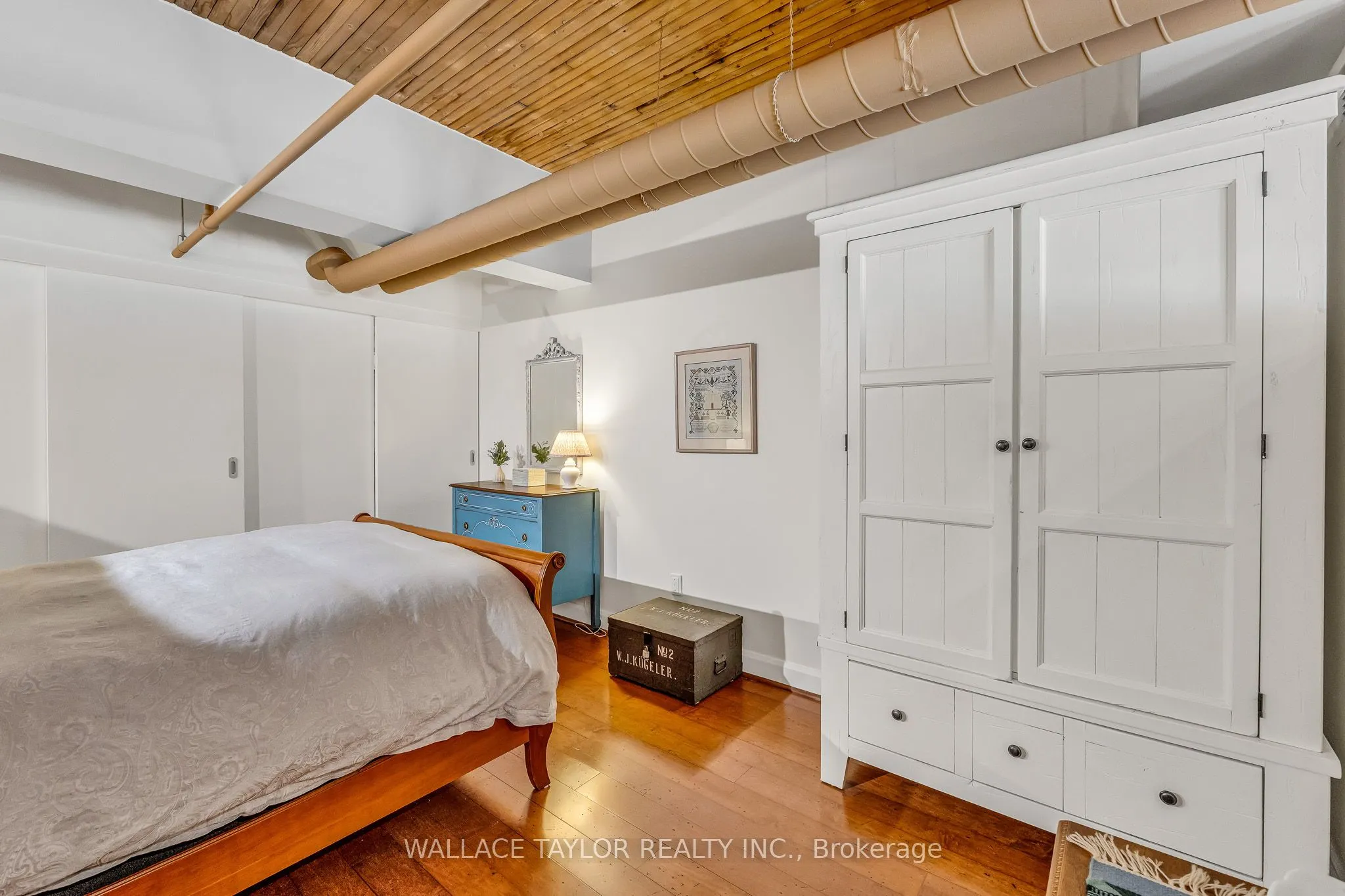 993 Queen Street W #208