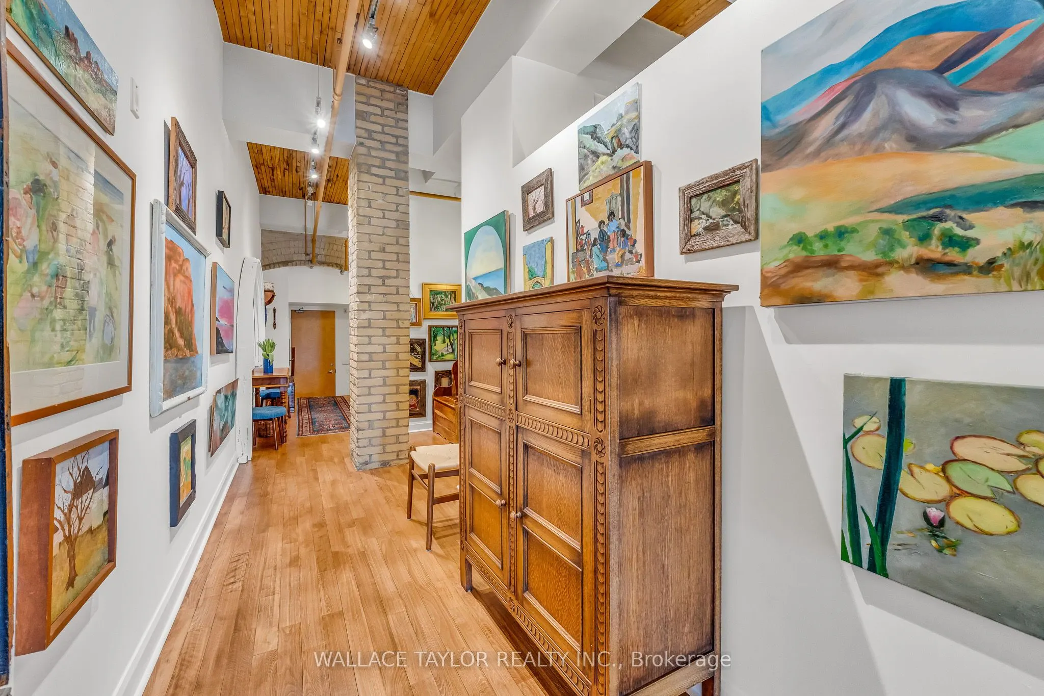 993 Queen Street W #208