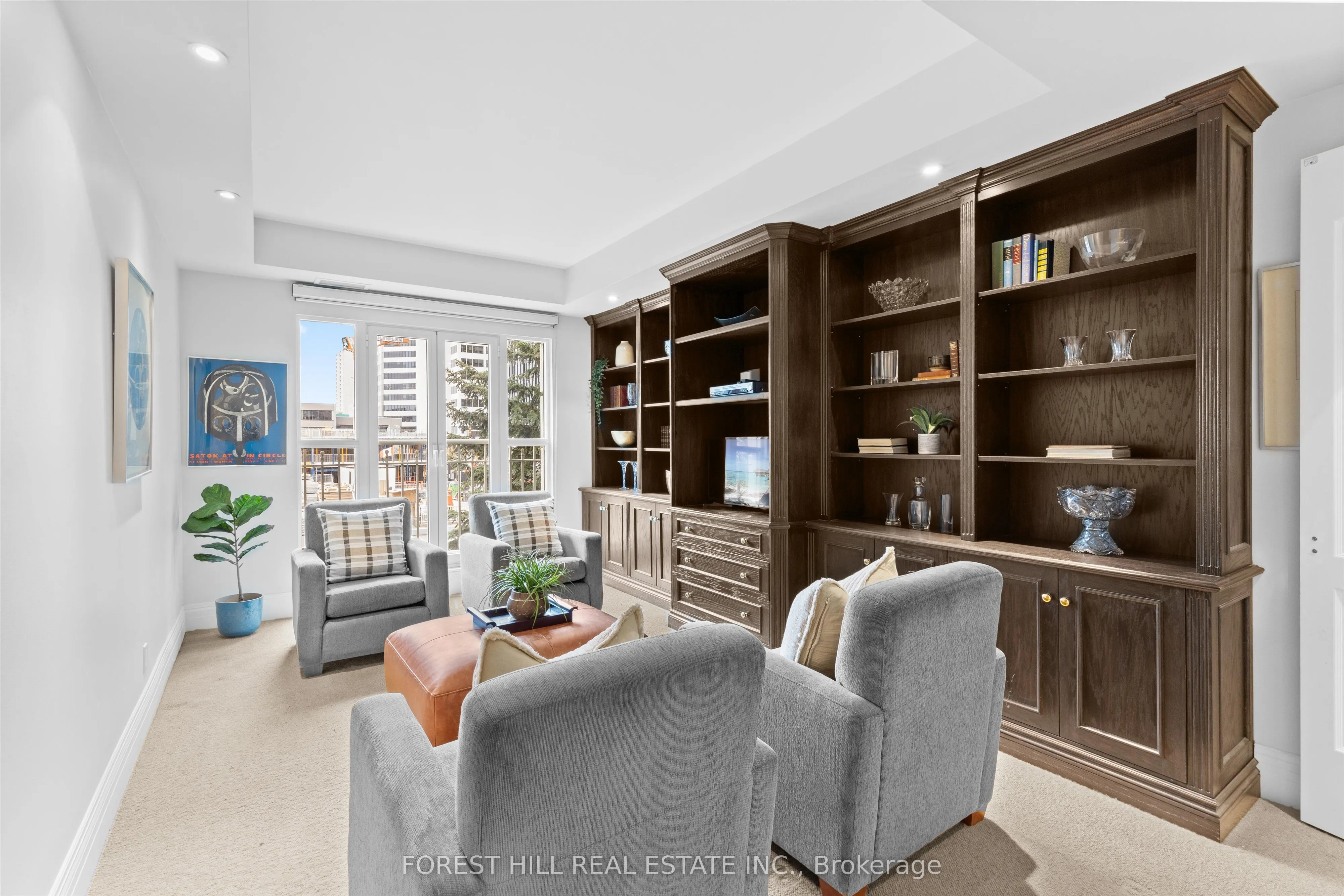 33 Delisle Avenue #108