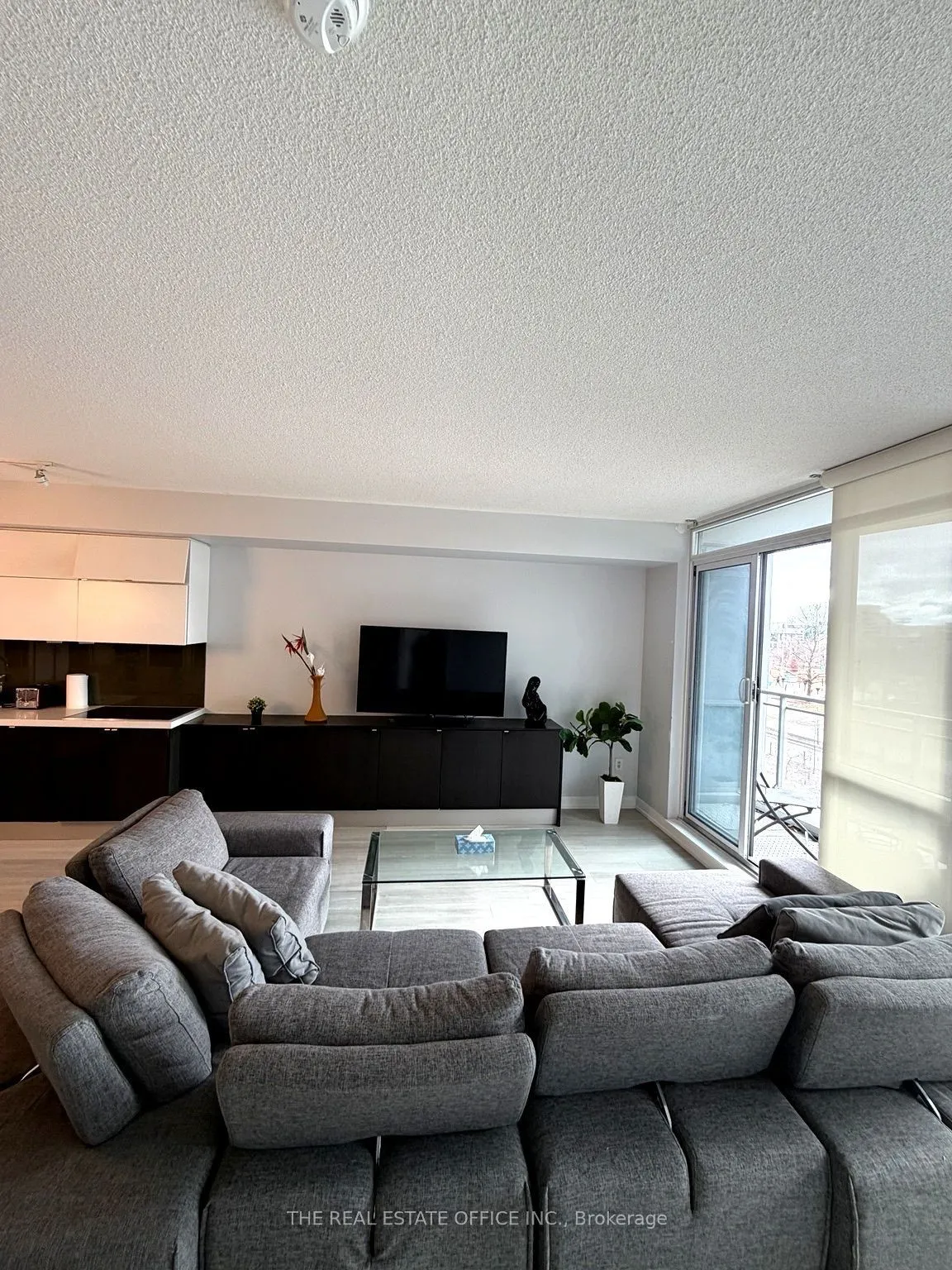 151 Dan Leckie Way #202
