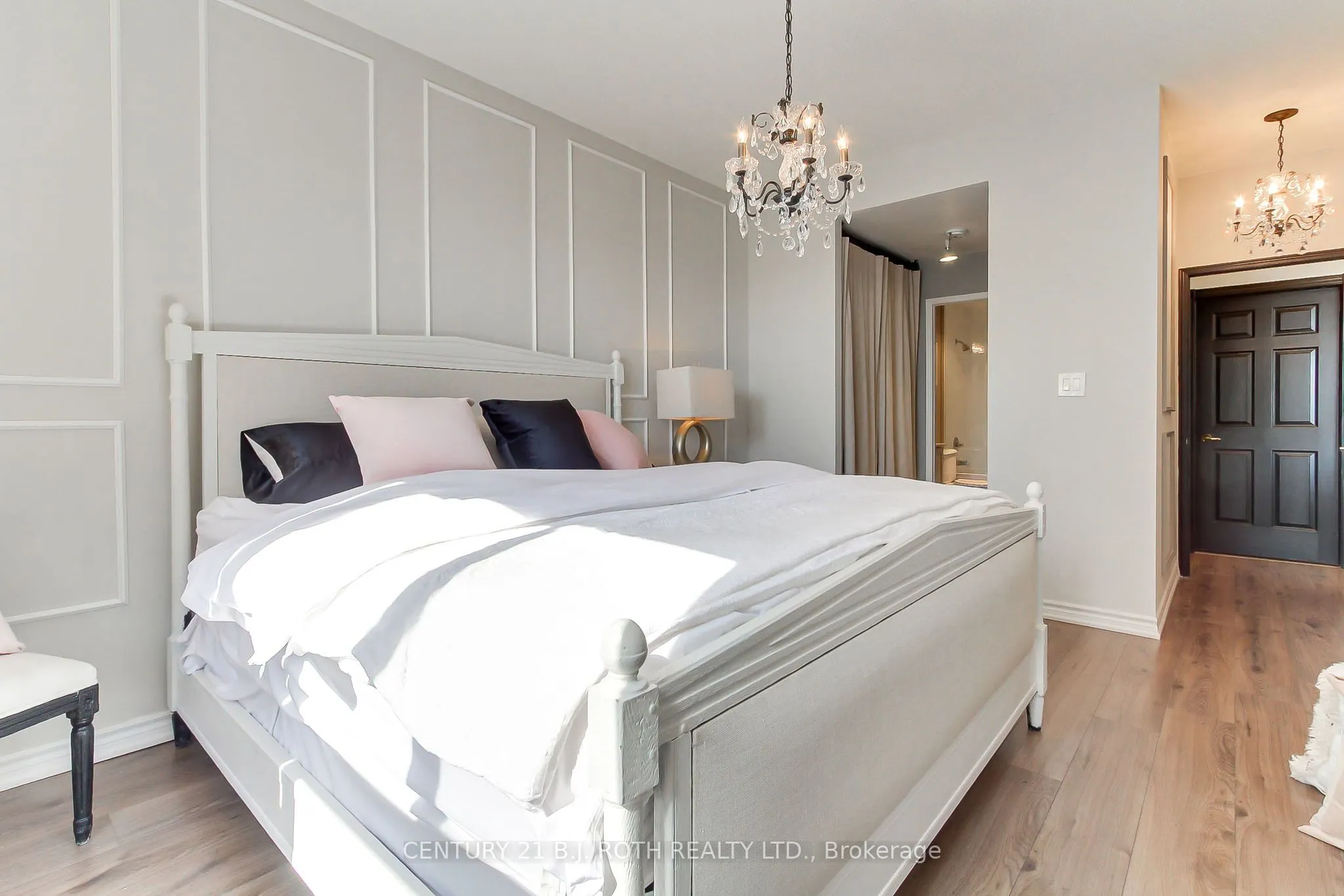 18 Concorde Place #LP915