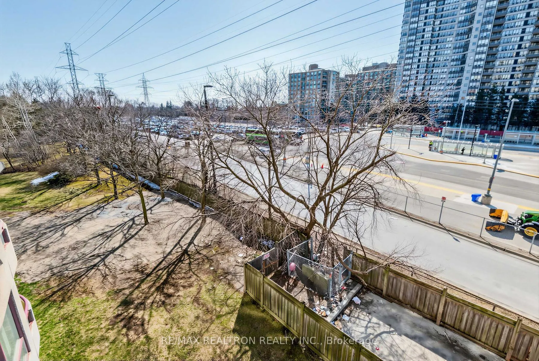 5765 Yonge Street #410