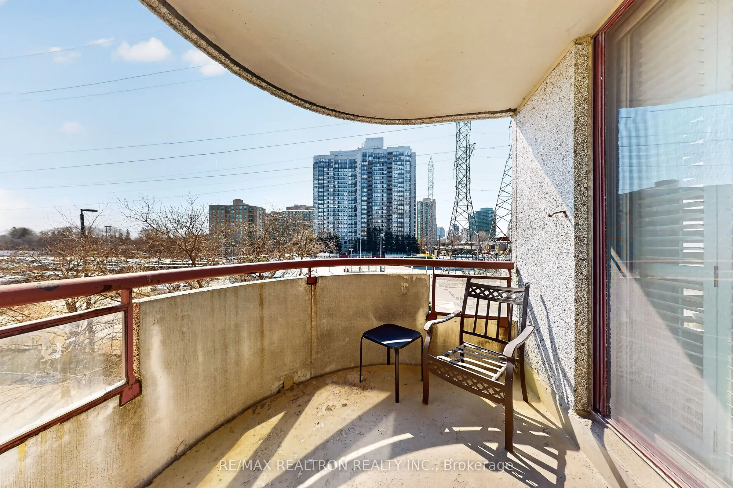 5765 Yonge Street #410