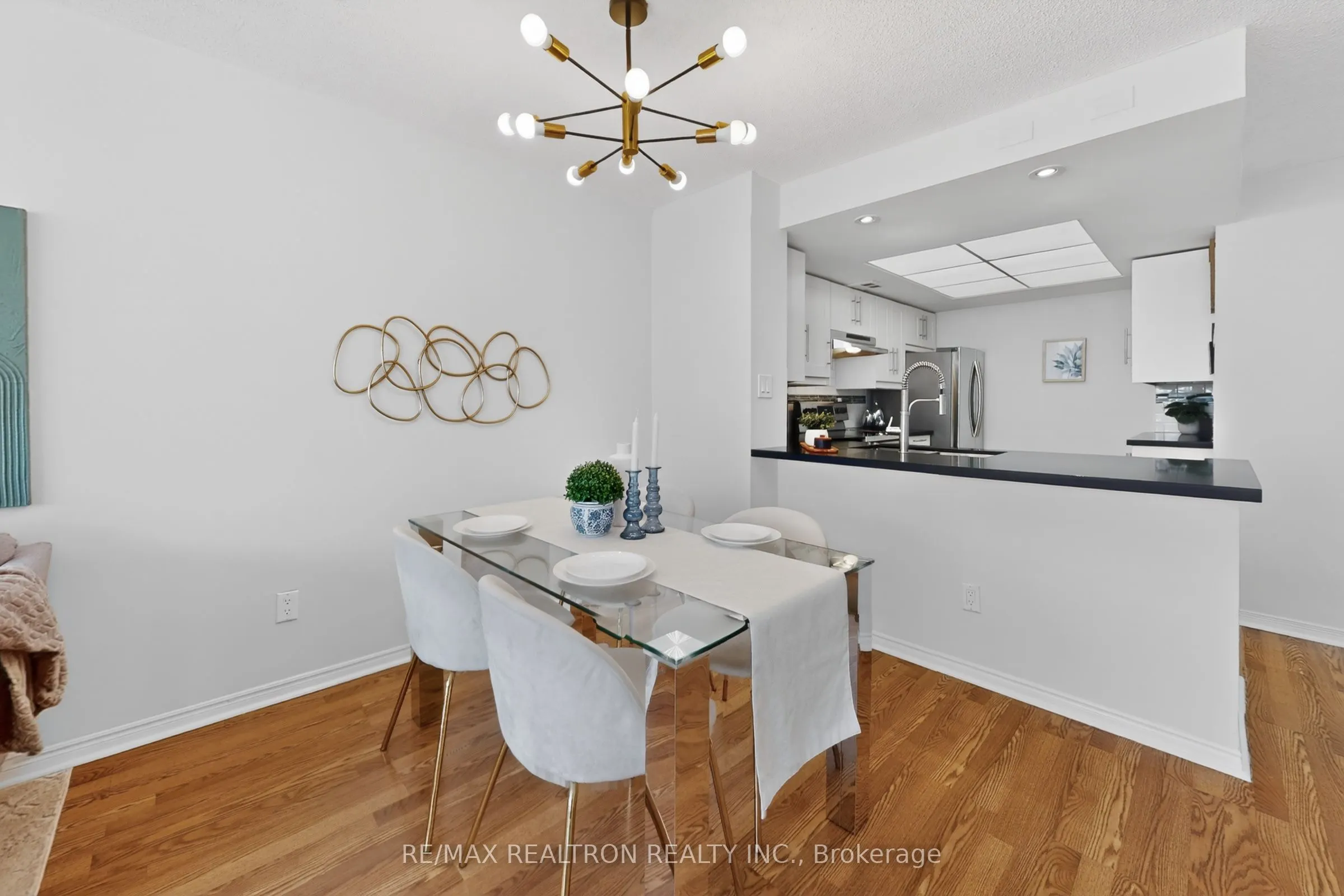 5765 Yonge Street #410