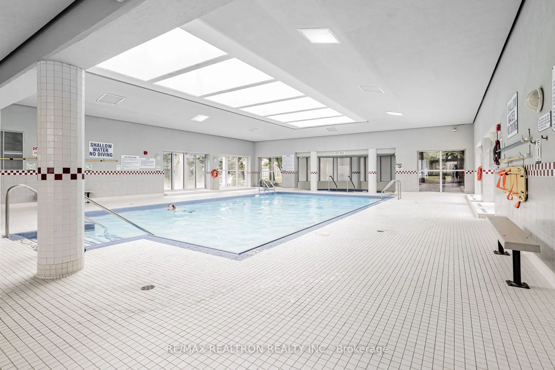 5765 Yonge Street #410