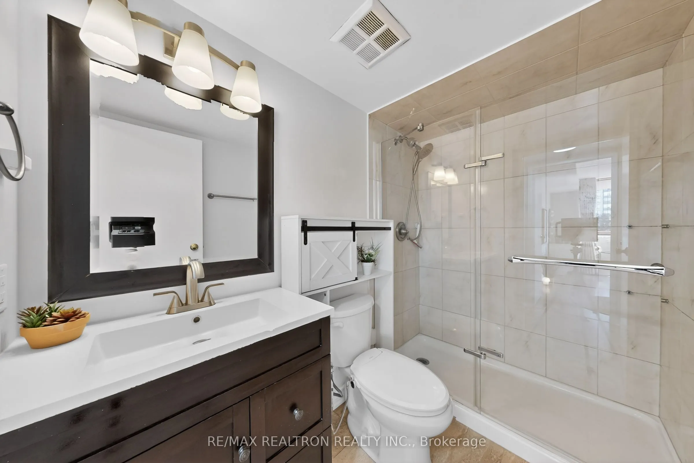 5765 Yonge Street #410