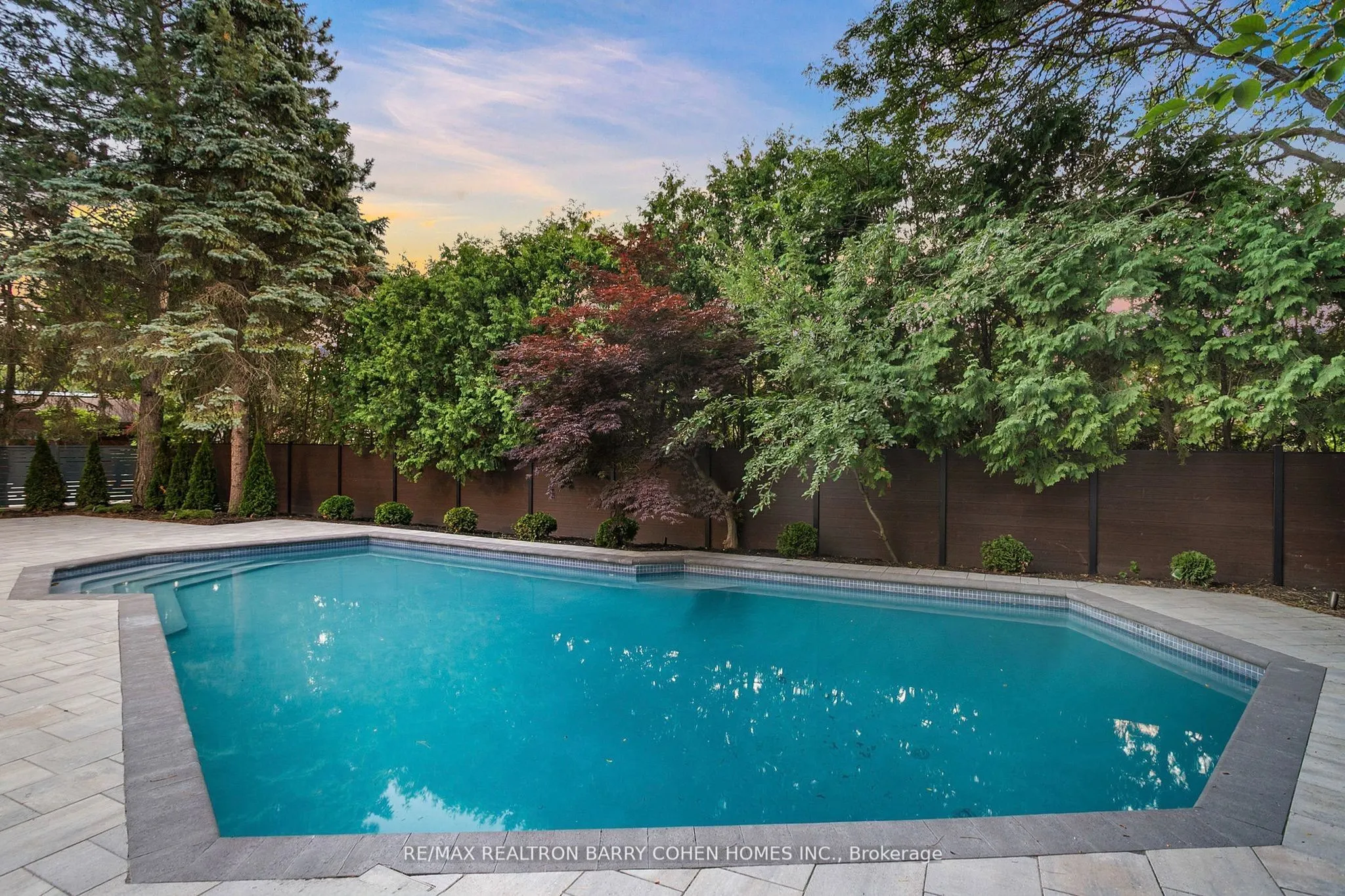 27 Penwood Crescent