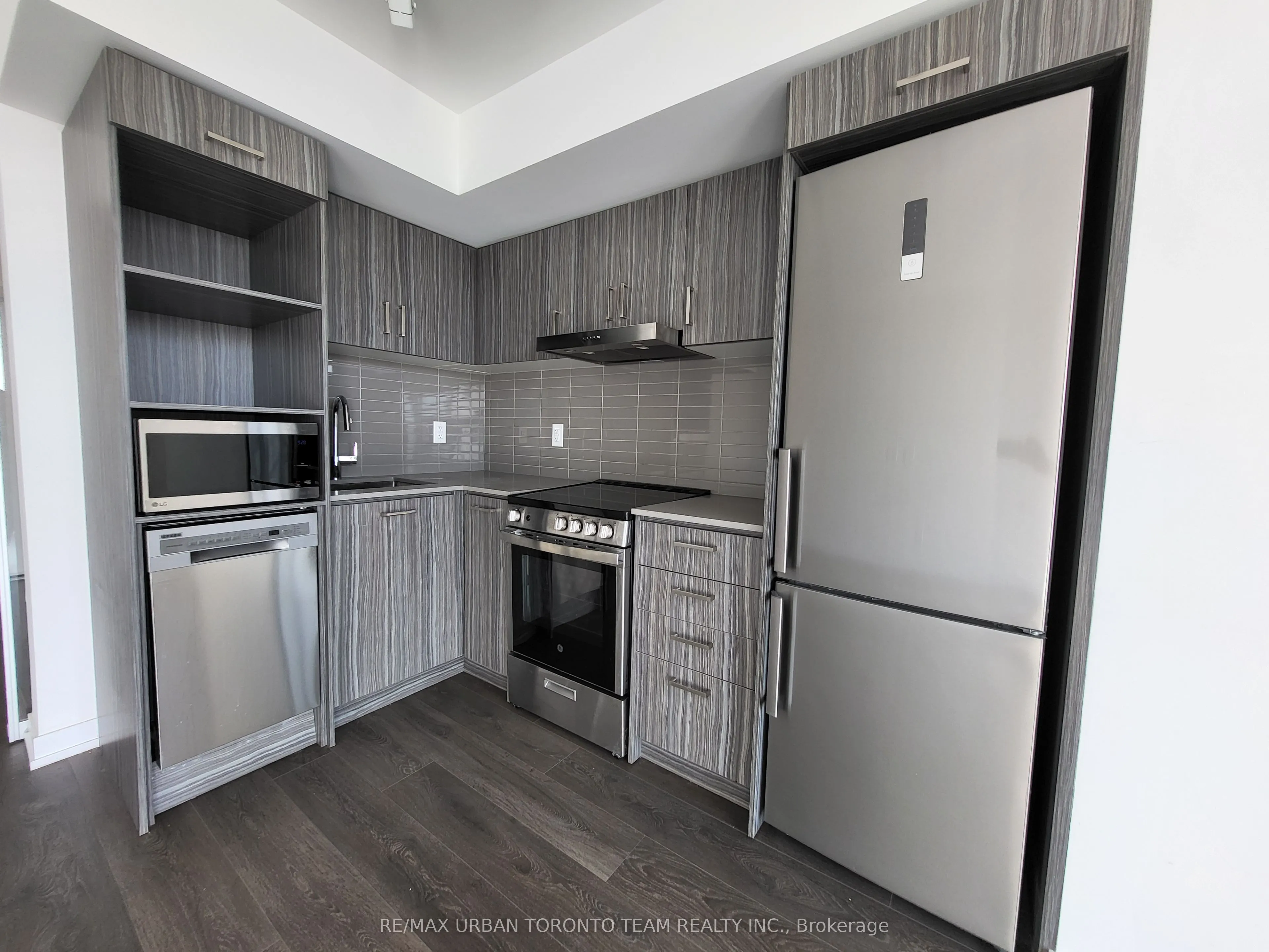 219 Dundas Street E #Ph101
