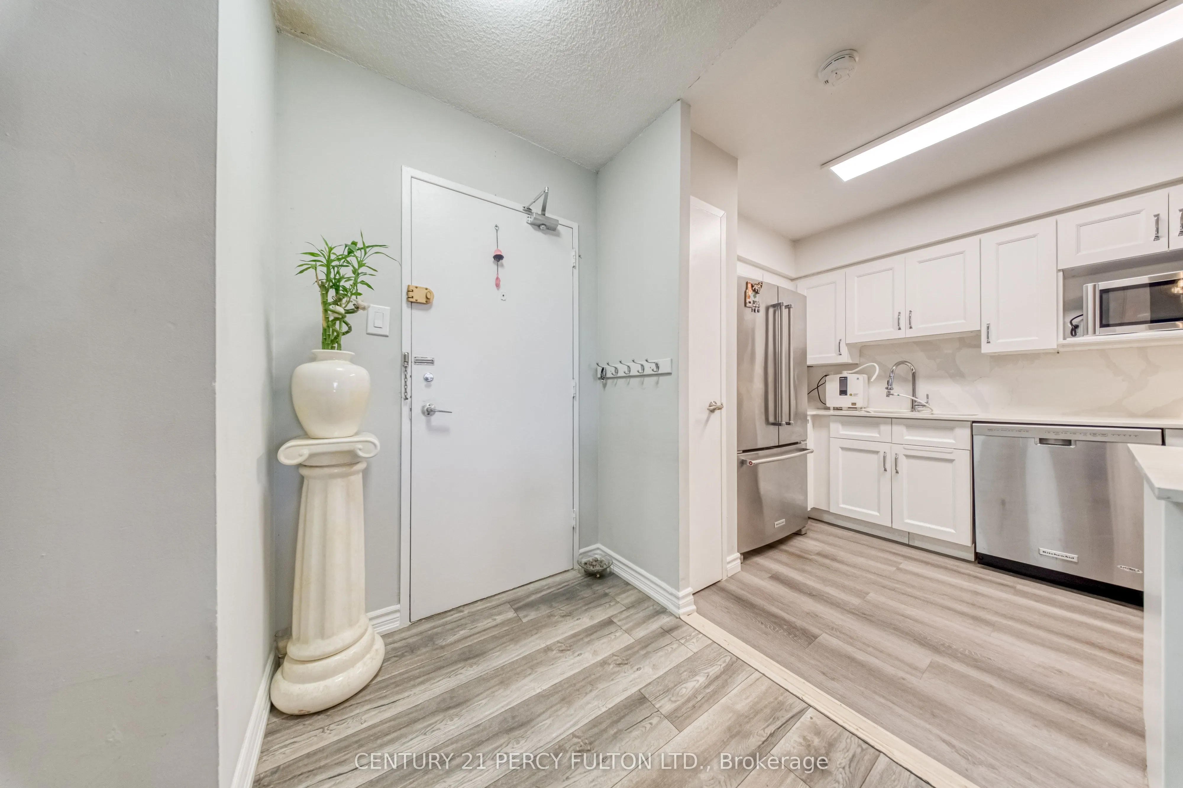 1338 York Mills Road #512
