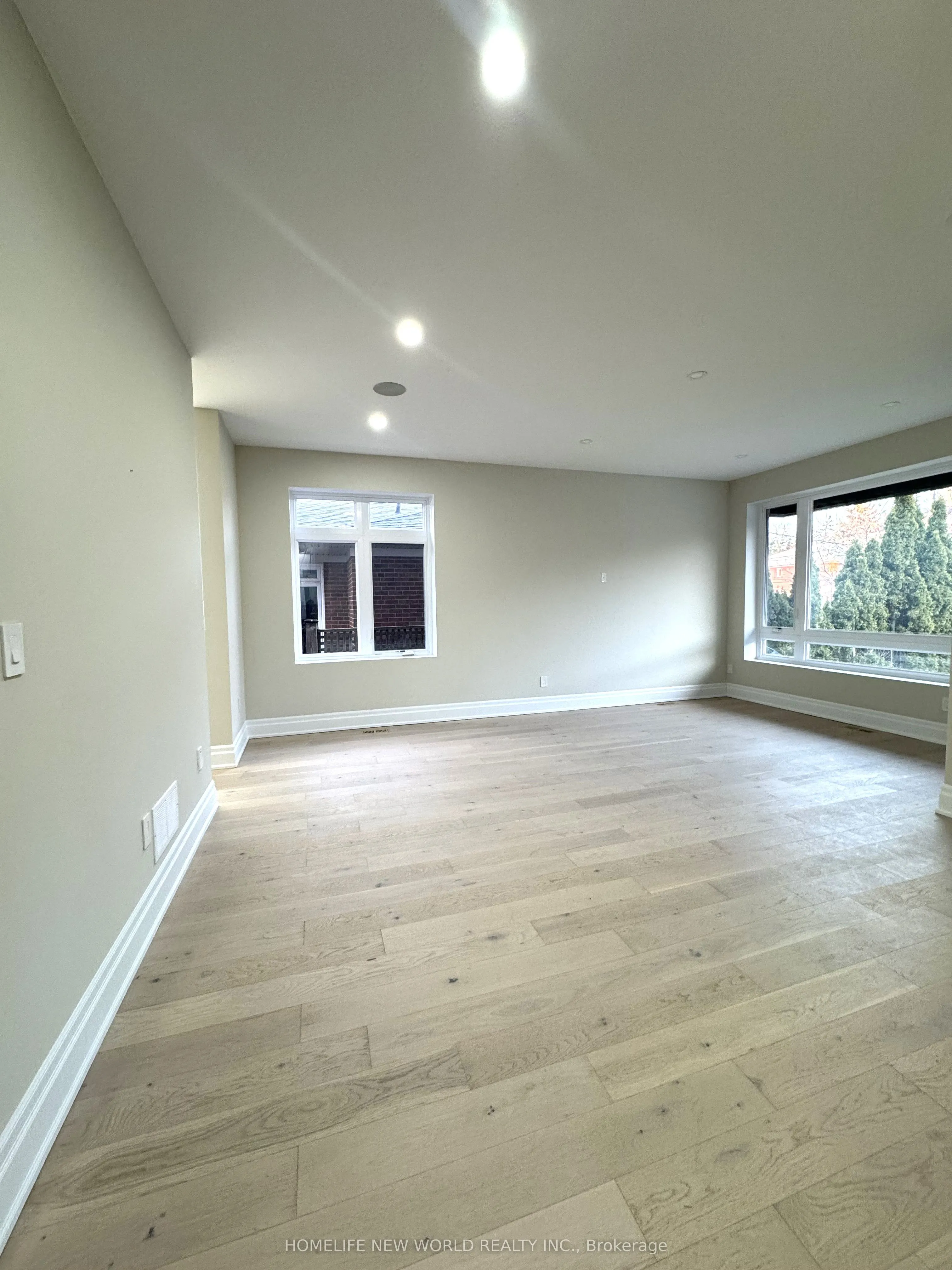 150 Viewmount Avenue
