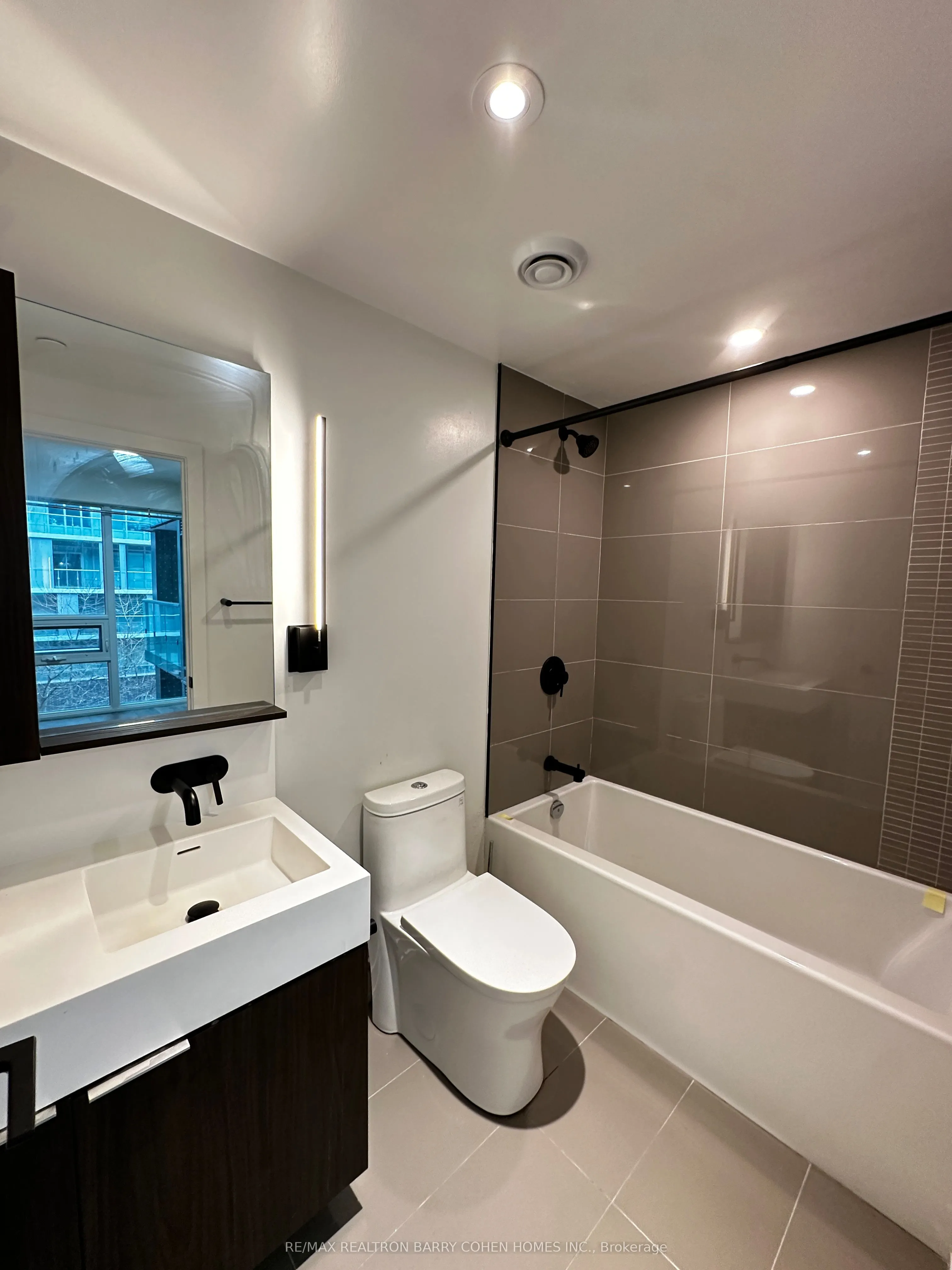 117 Broadway Avenue #421
