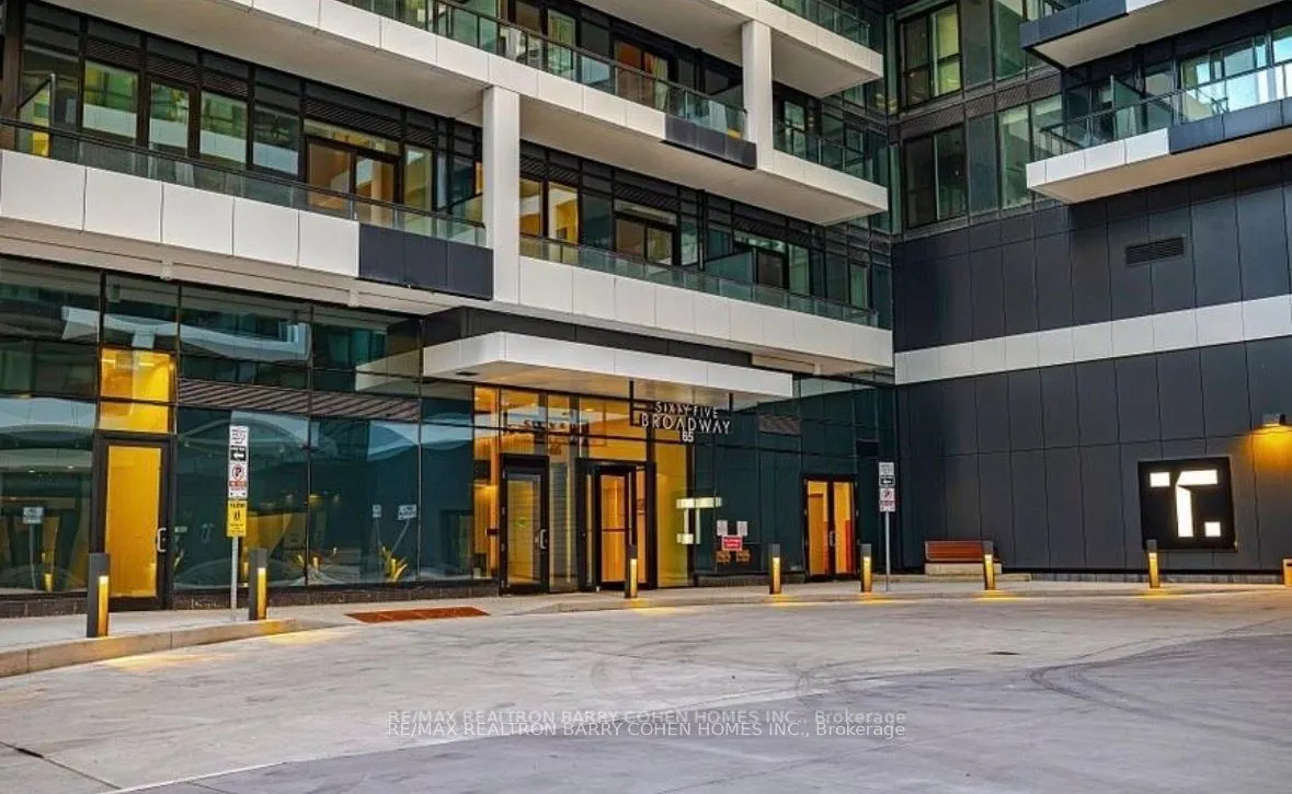 117 Broadway Avenue #421