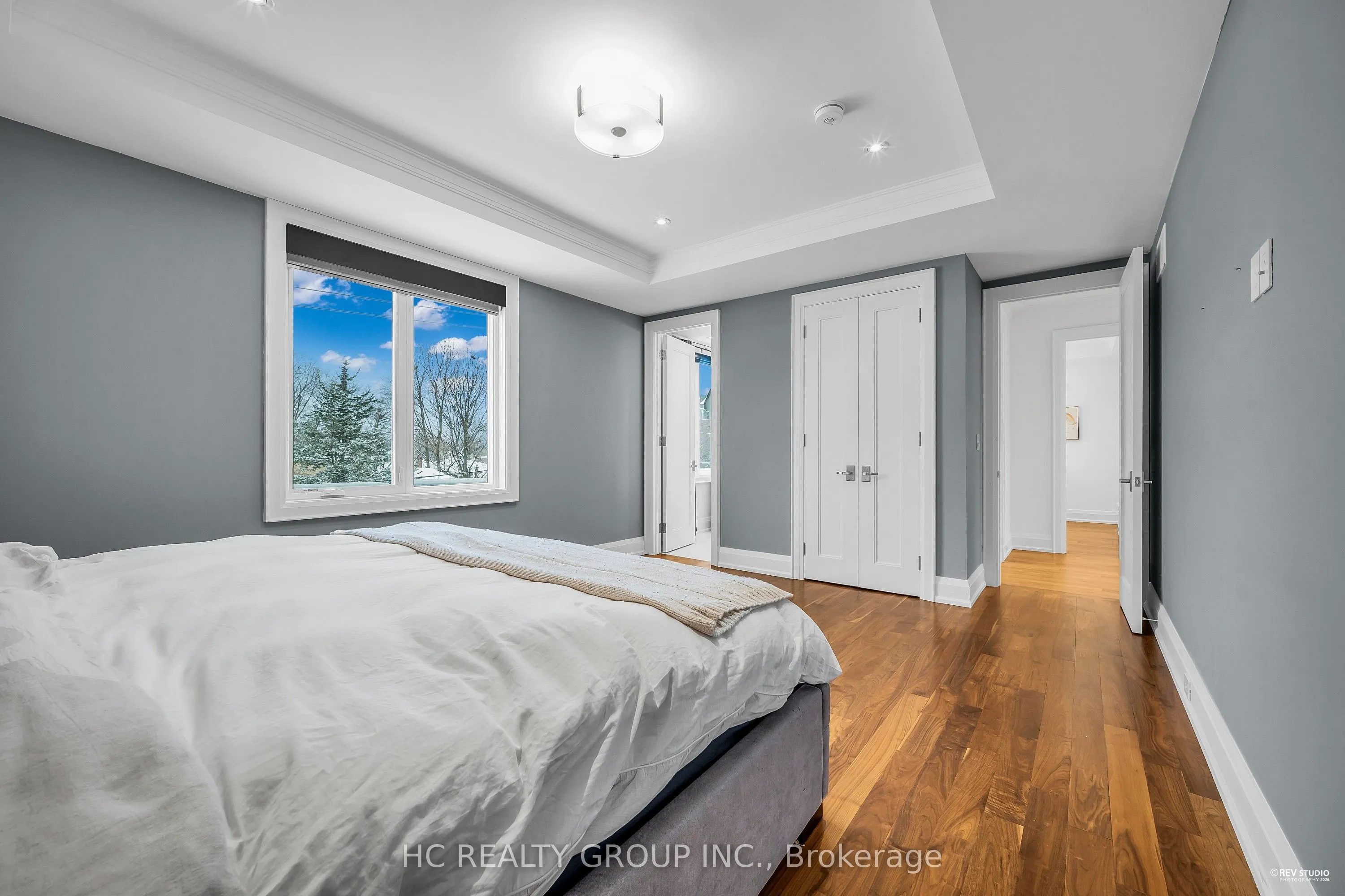 92 Glen Rush Boulevard