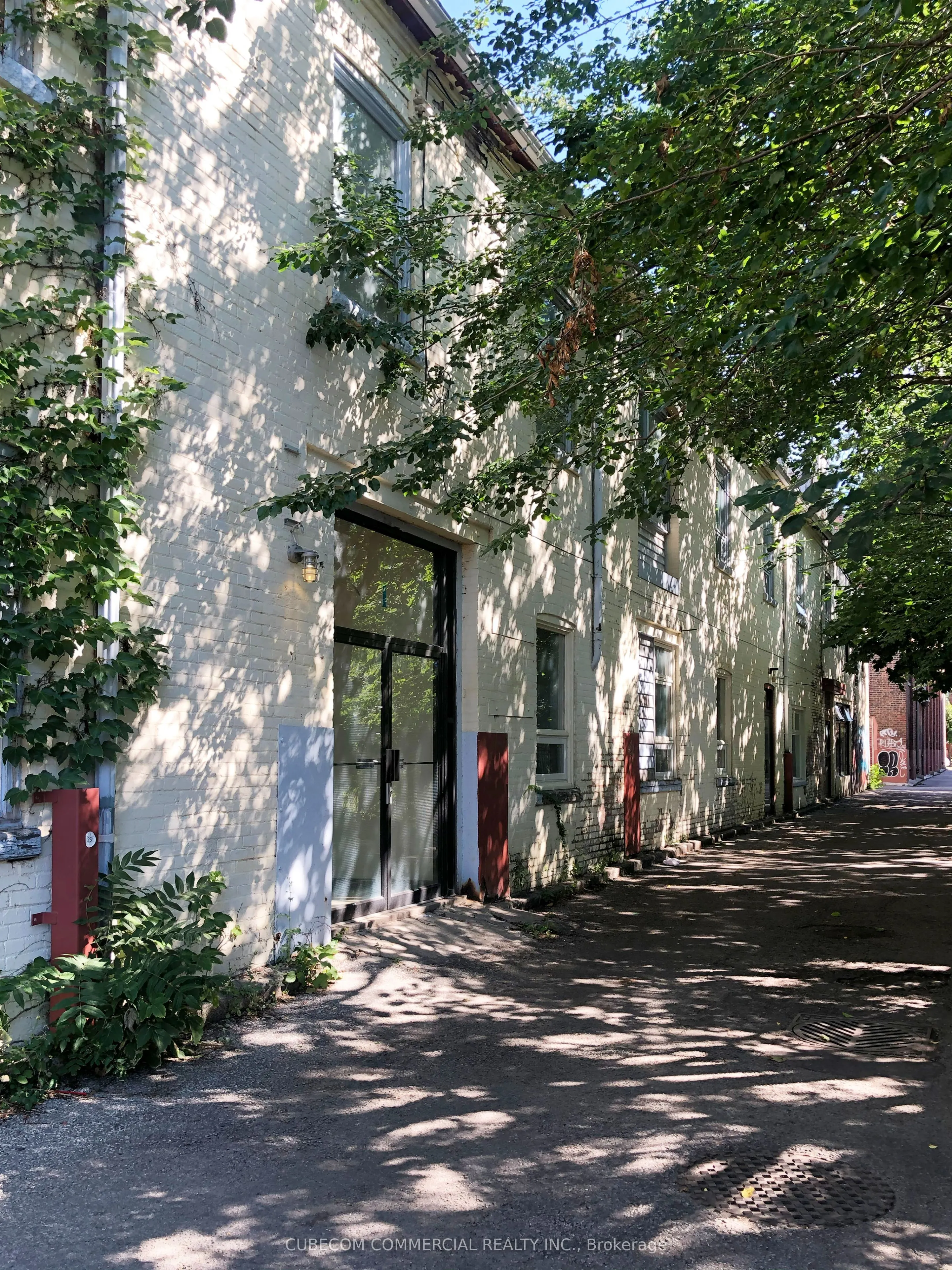 65 Bellwoods Avenue
