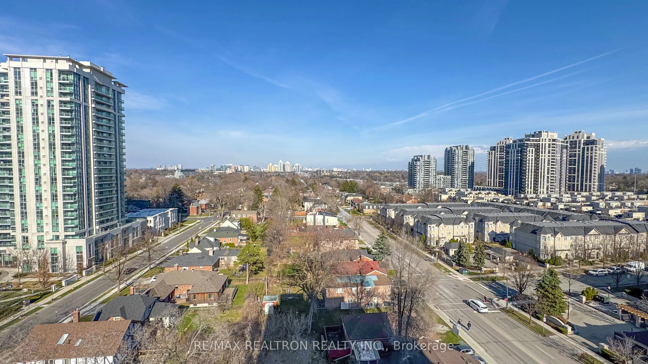 28 Avondale Avenue #1102