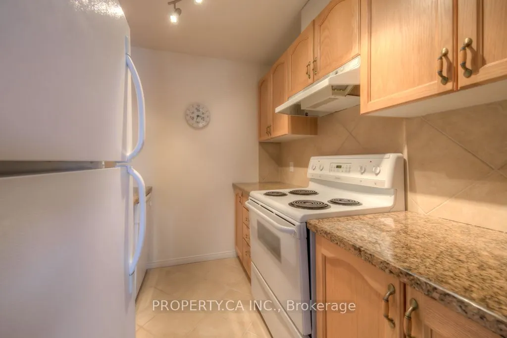 778 Sheppard Avenue W #301