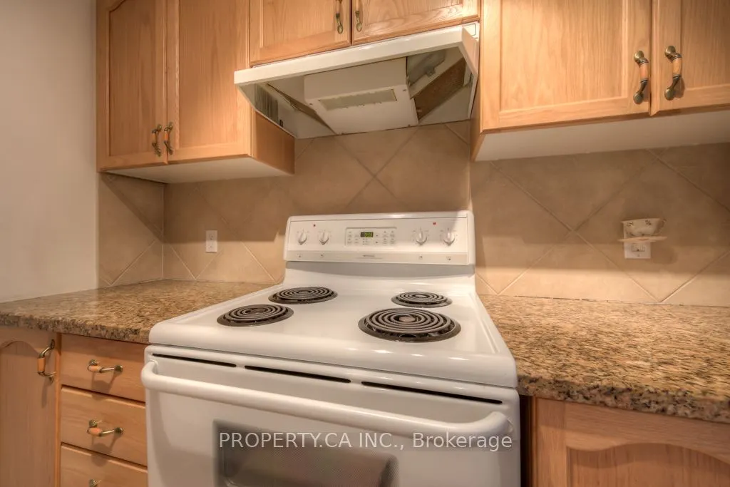 778 Sheppard Avenue W #301