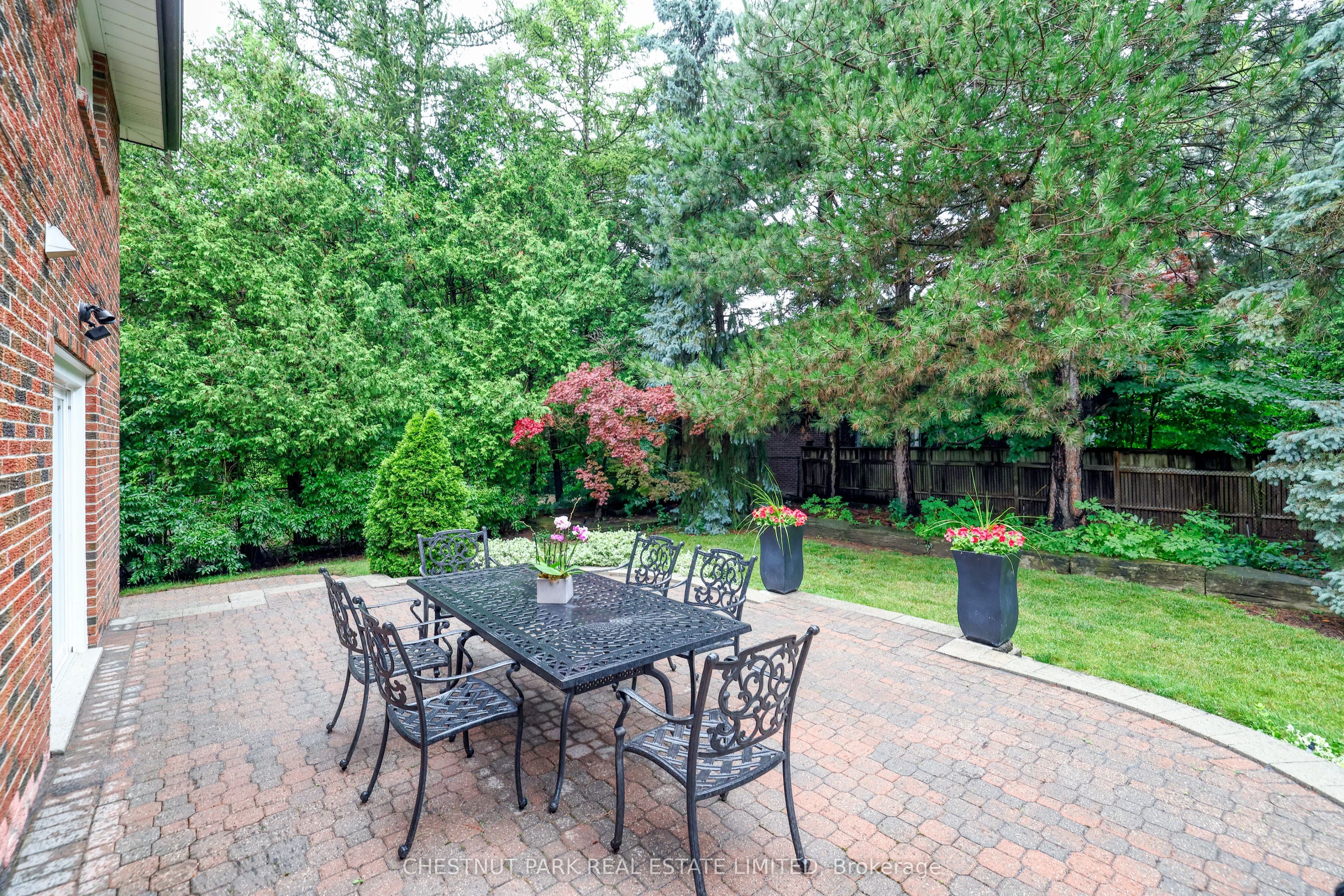 16 Sagewood Drive
