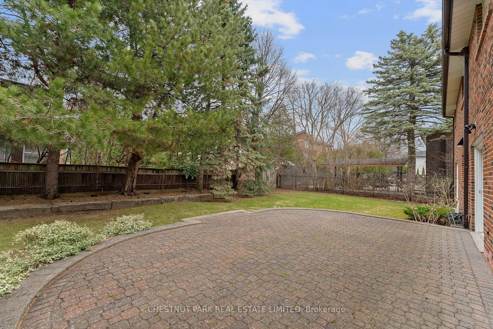 16 Sagewood Drive