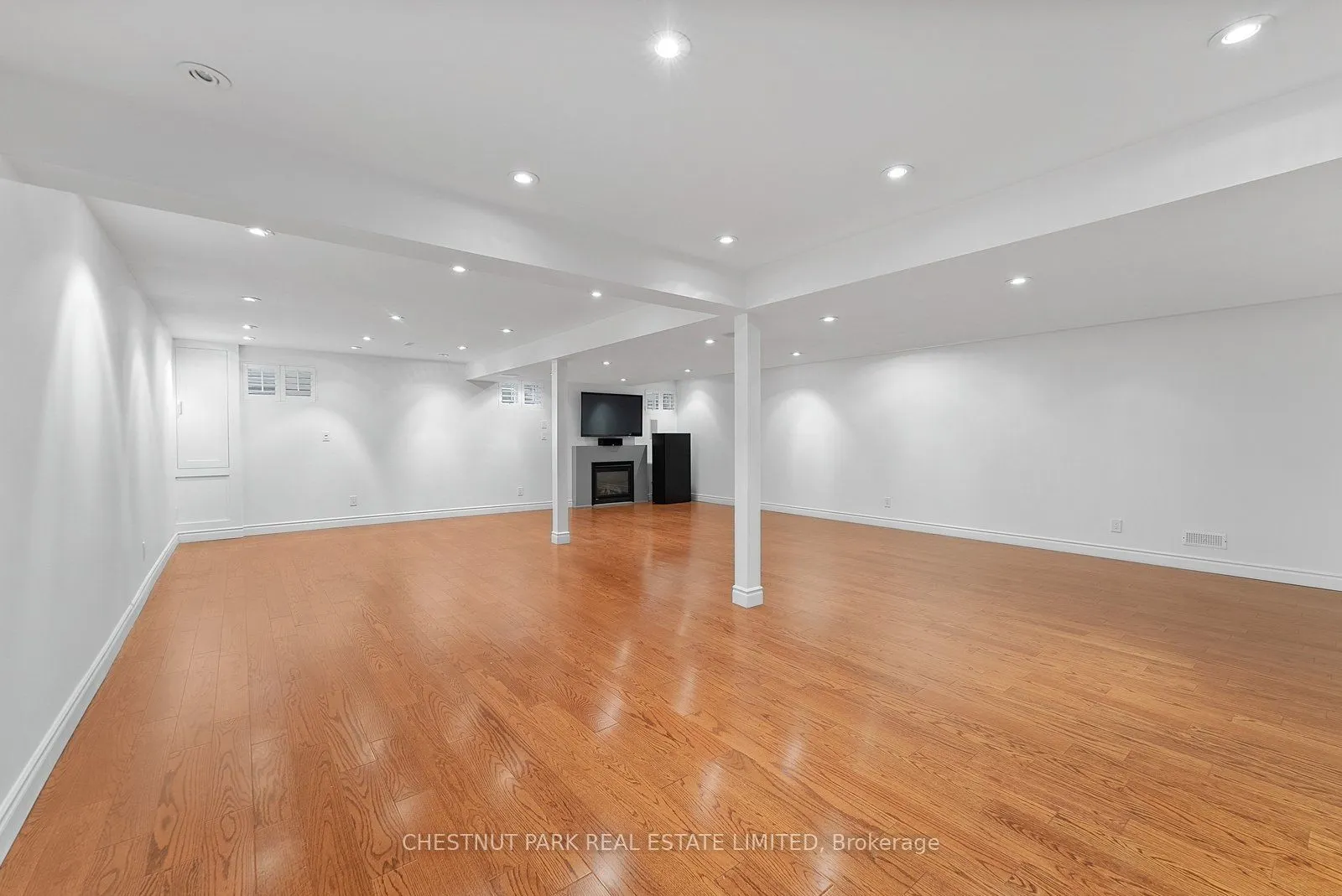 16 Sagewood Drive