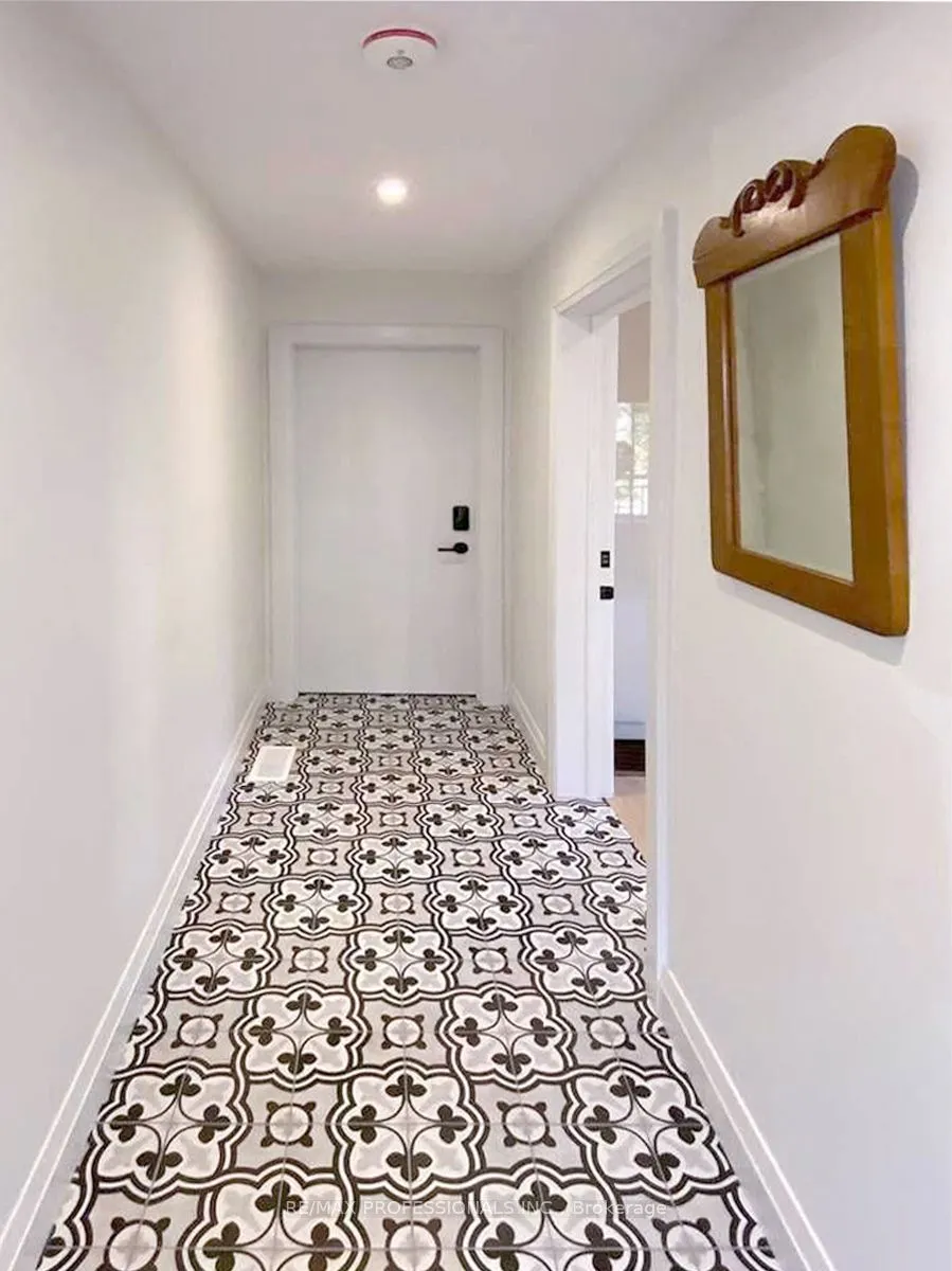 41 Rolyat Street