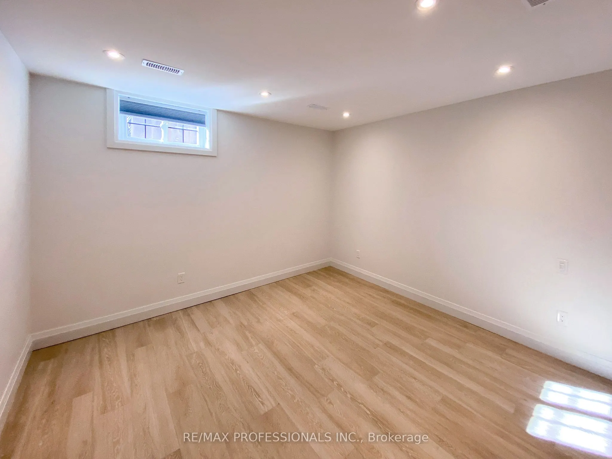 41 Rolyat Street