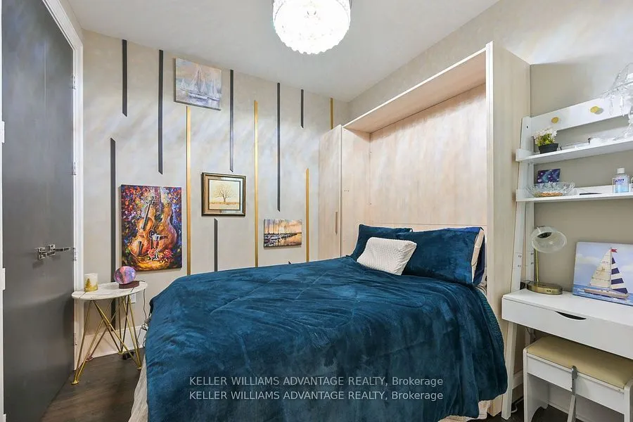 29 Queens Quay E #616