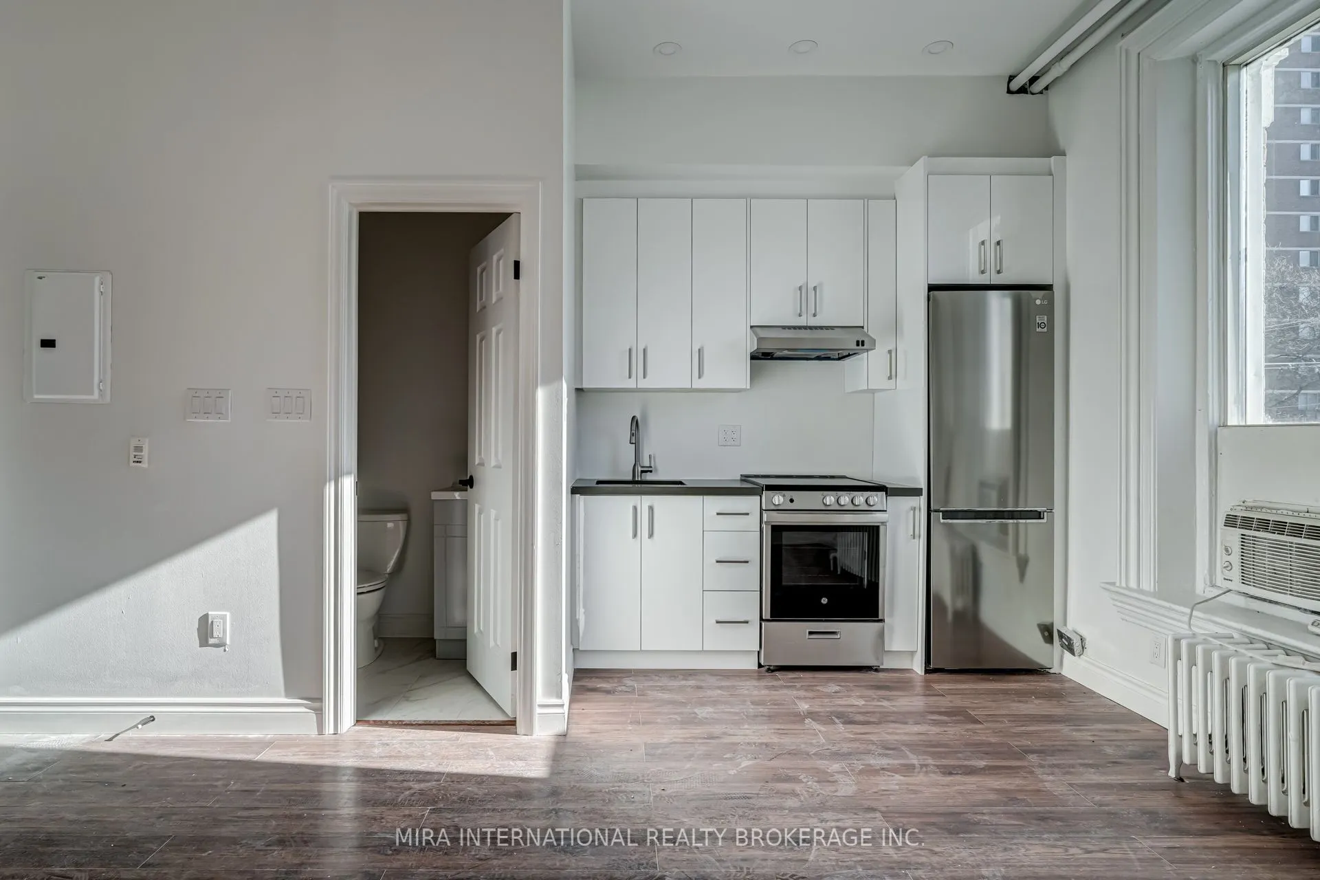 180 Sherbourne Street #203