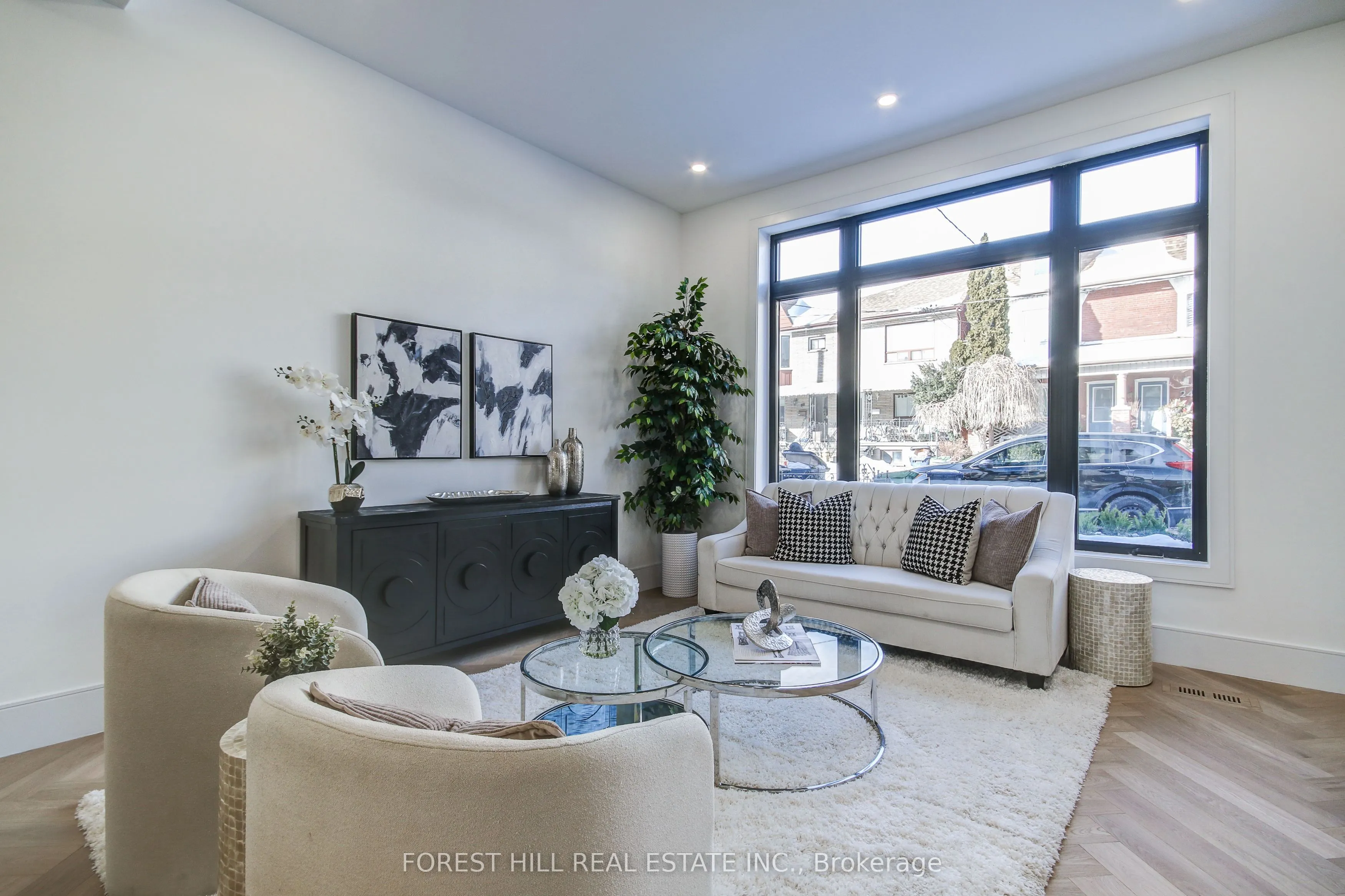 21 Foxley Street