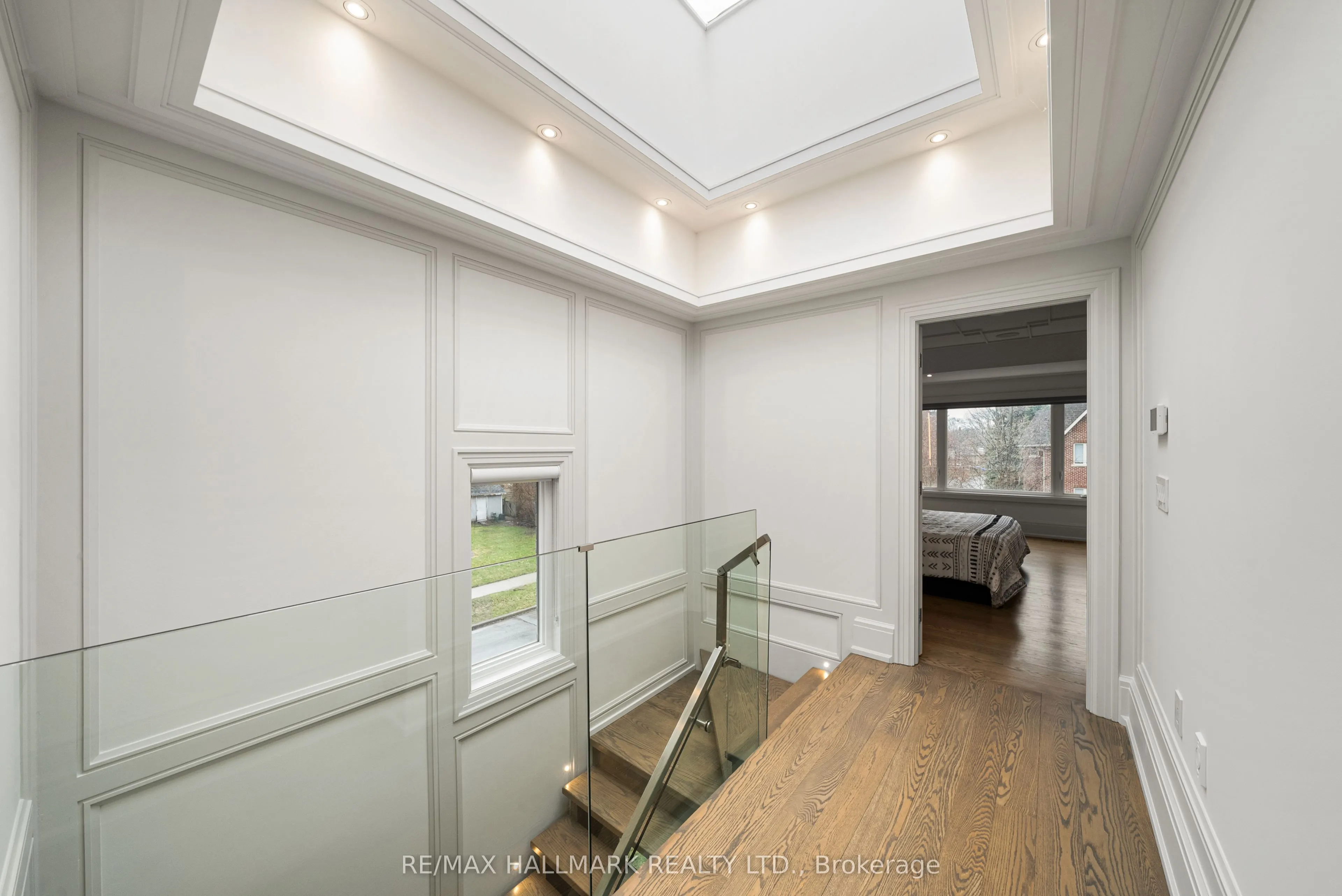 210 Horsham Avenue