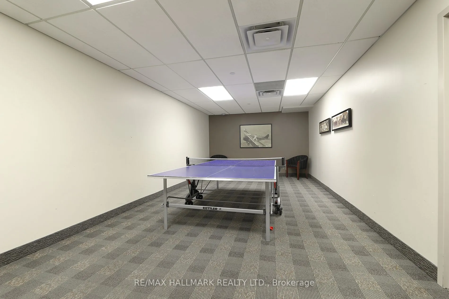 10 Kenneth Avenue #1704