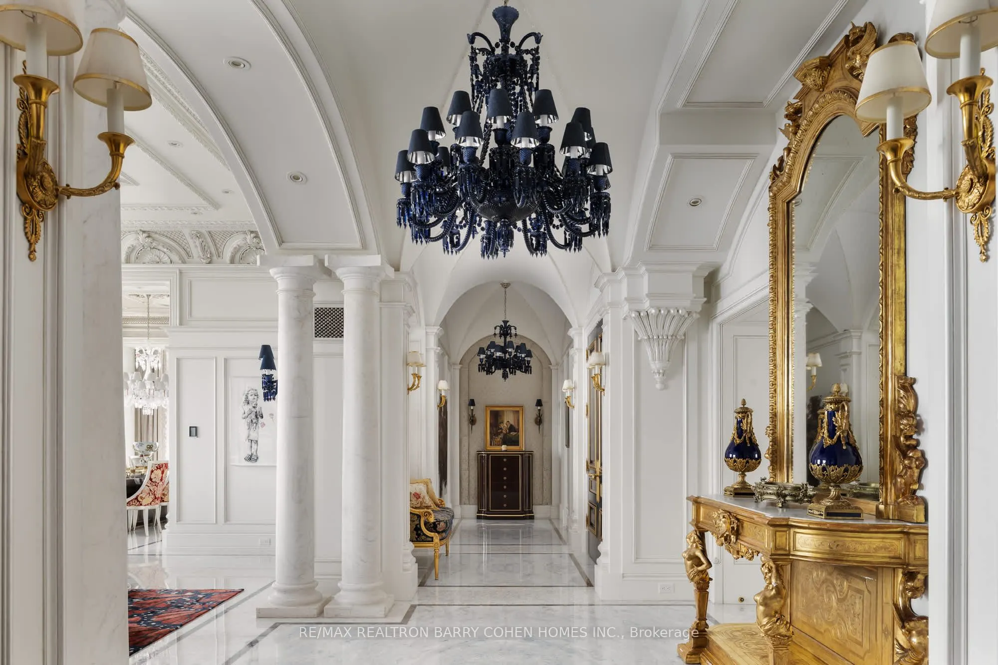 50 Yorkville Avenue #5202